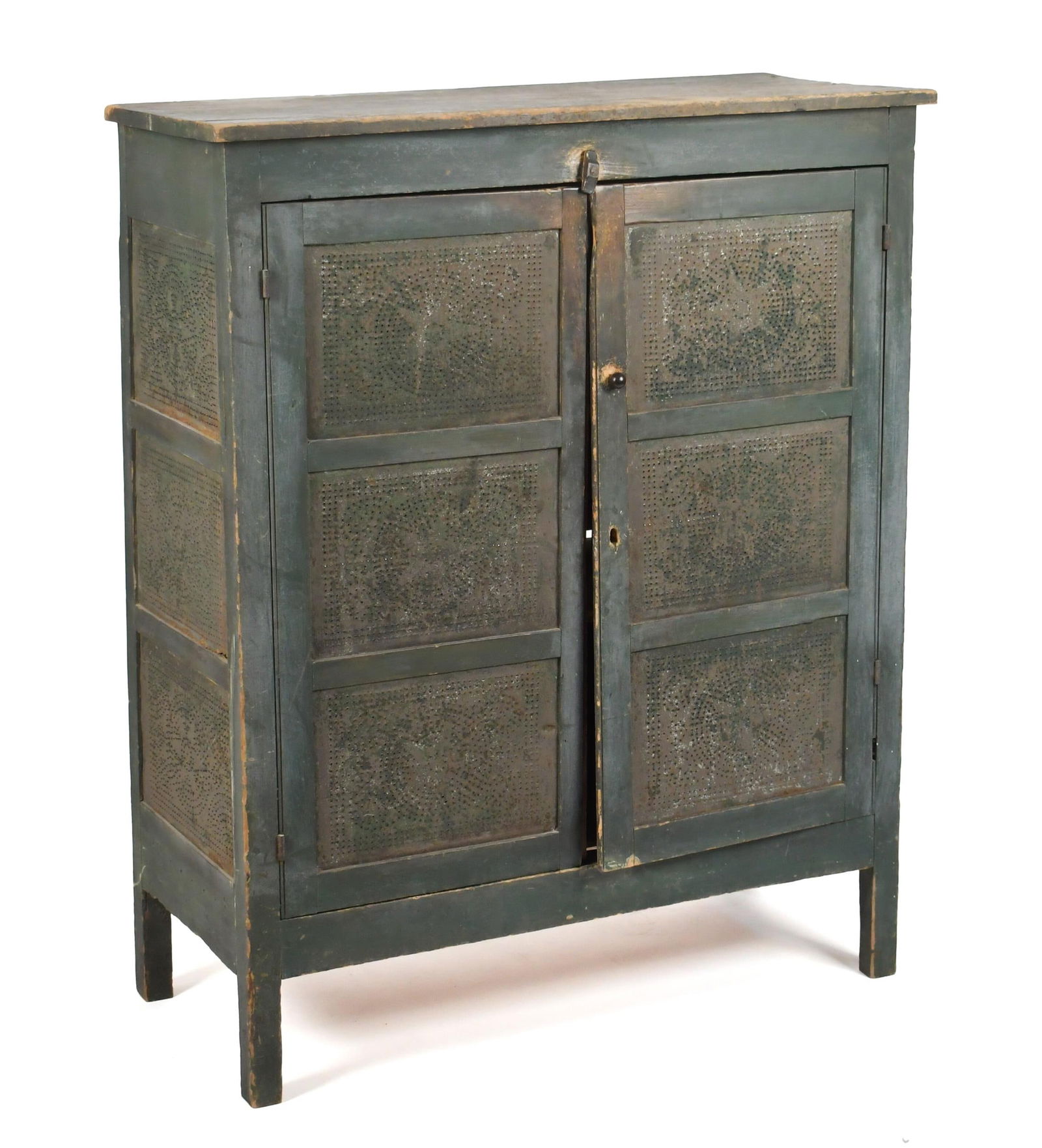 19TH C. AMERICAN GREEN PAINTED PIE SAFE. (1 of 13)