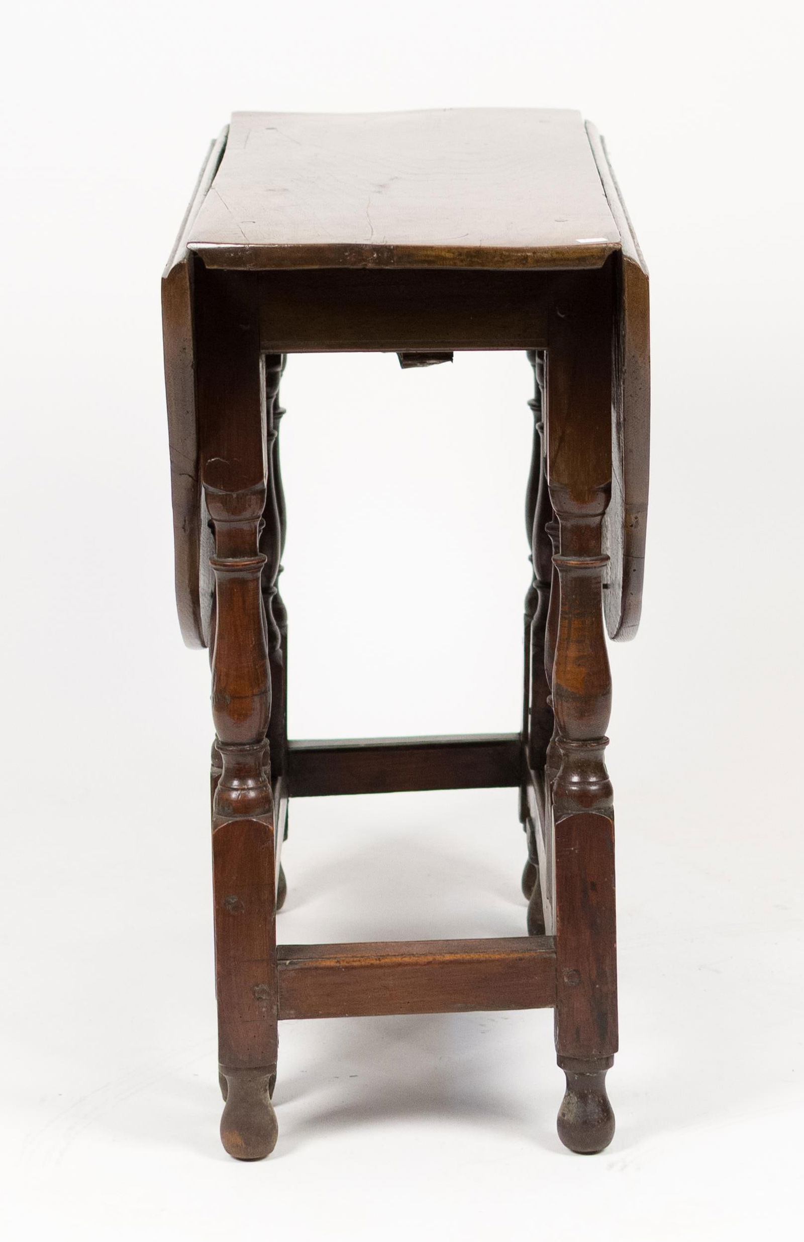 18TH C. SMALL SIZE OAK GATE LEG TABLE. - 11