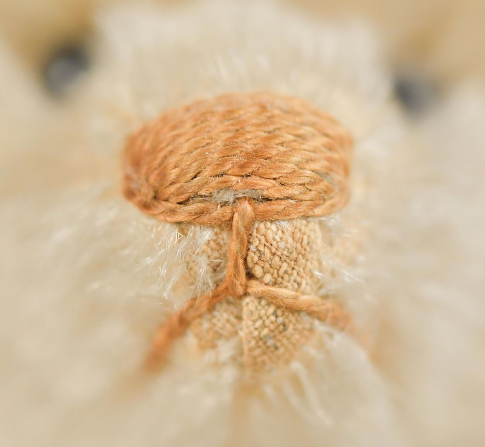 ANTIQUE GERMAN STEIFF TEDDY BEAR. - 2