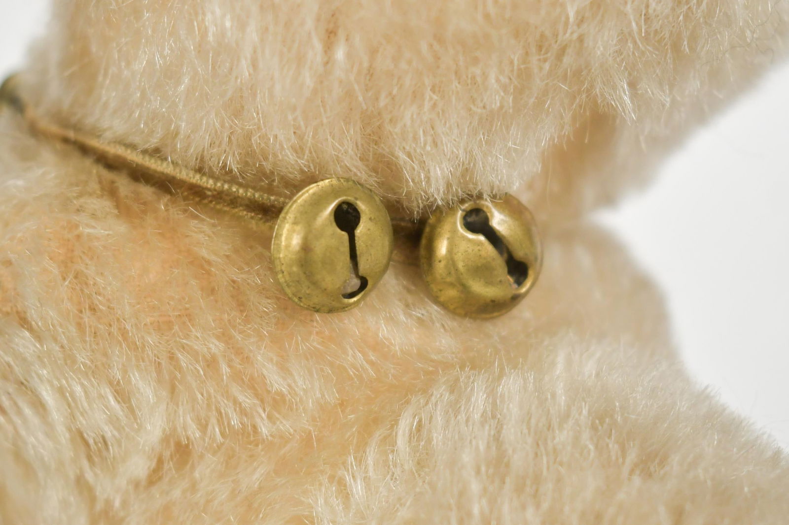 ANTIQUE GERMAN STEIFF TEDDY BEAR. - 4