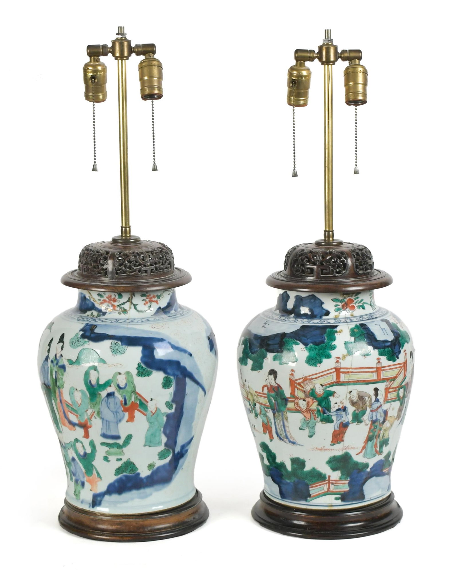 ANTIQUE CHINESE PORCELAIN TABLE LAMPS. (1 of 17)