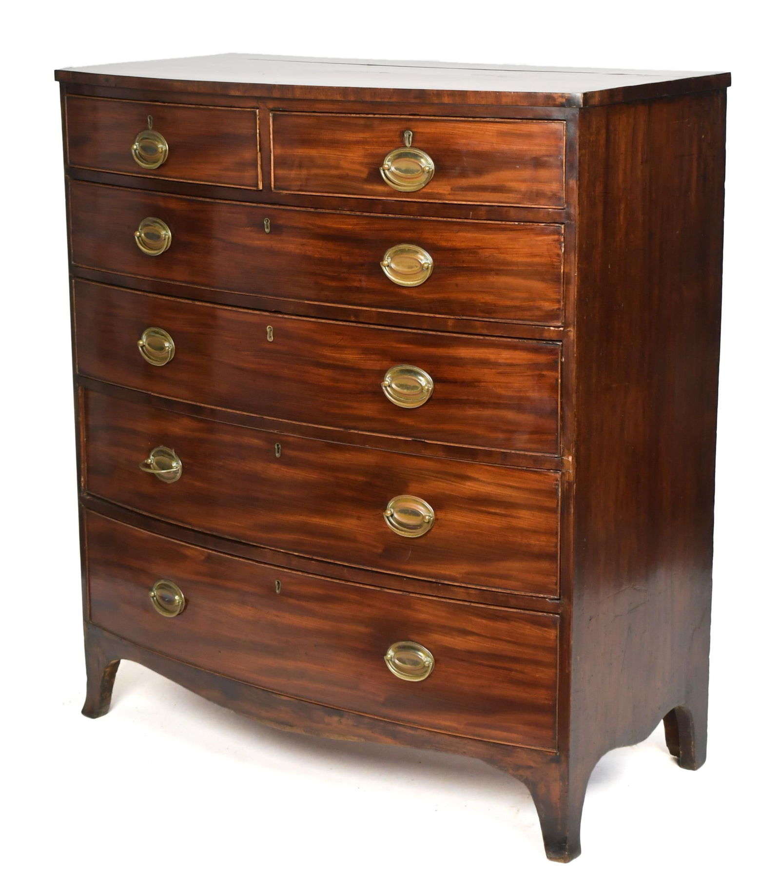 EARLY 19TH C. ENGLISH BOW FRONT MAHOGANY CHEST. (1 of 14)