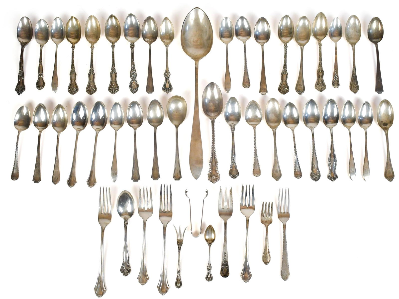 ASSORTED STERLING SILVER FLATWARE. (1 of 13)