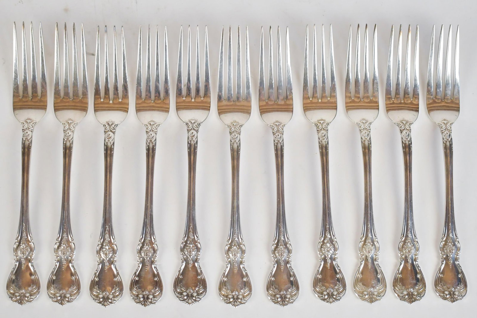 TOWLE STERLING FLATWARE SET, OLD MASTER PATTERN. - 11