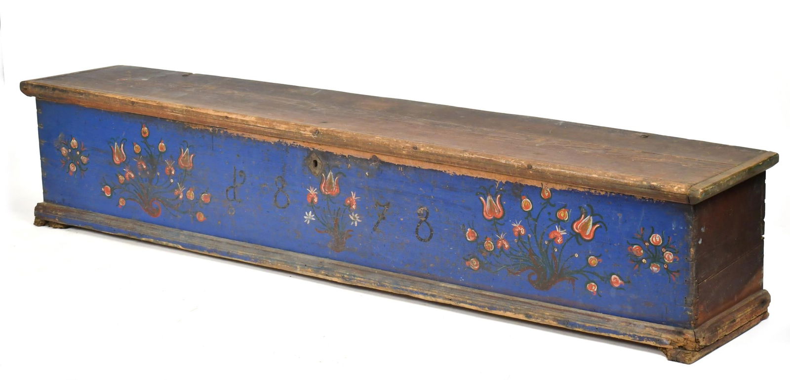 18TH C. UNUSUALLY LONG PAINTED BOX, PAINTED IN 1878. (1 of 14)
