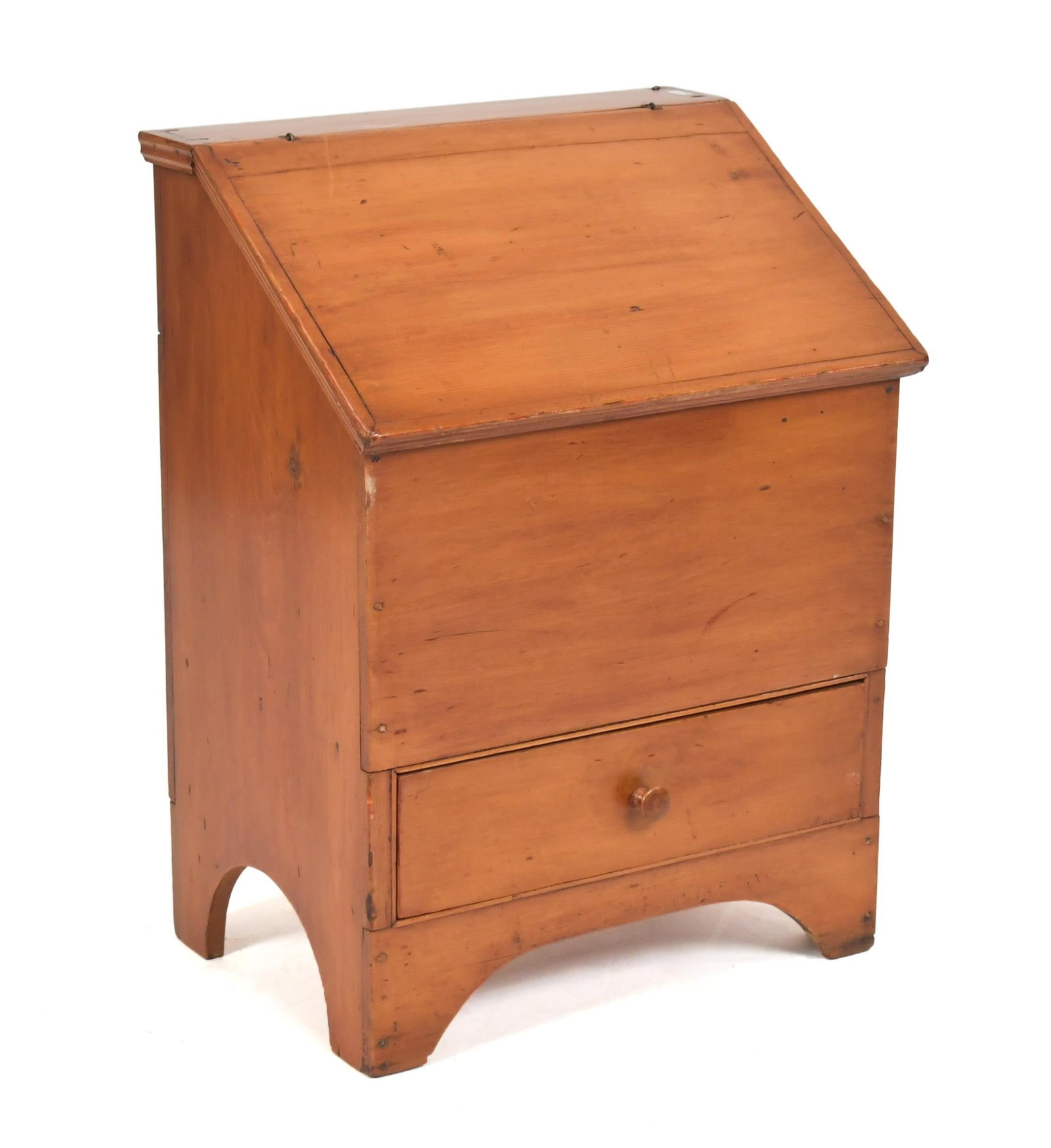 19TH C. COUNTRY PINE SUGAR CHEST. (1 of 1)