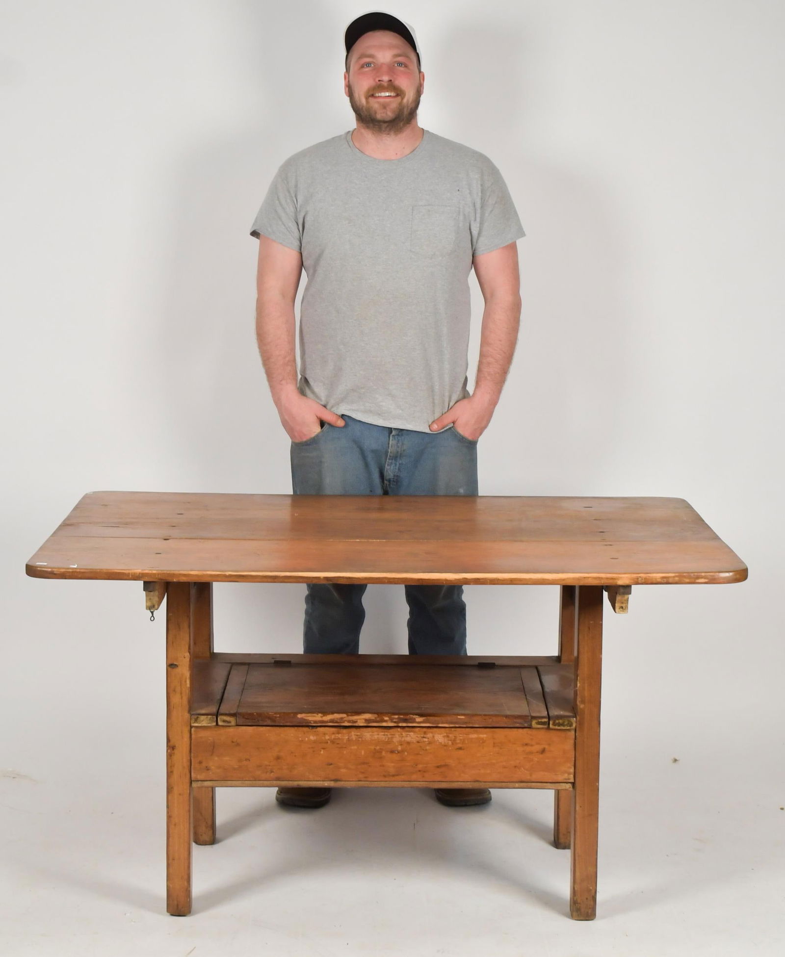 19TH C. AMERICAN PINE HUTCH TABLE. - 11