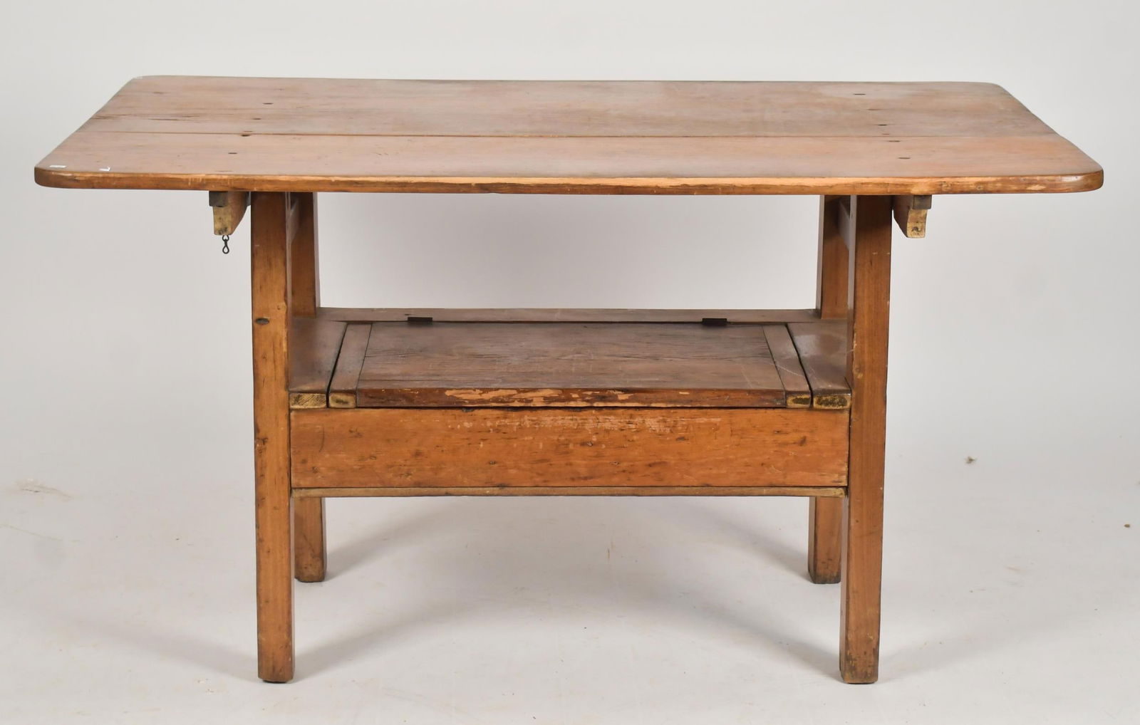 19TH C. AMERICAN PINE HUTCH TABLE. - 9
