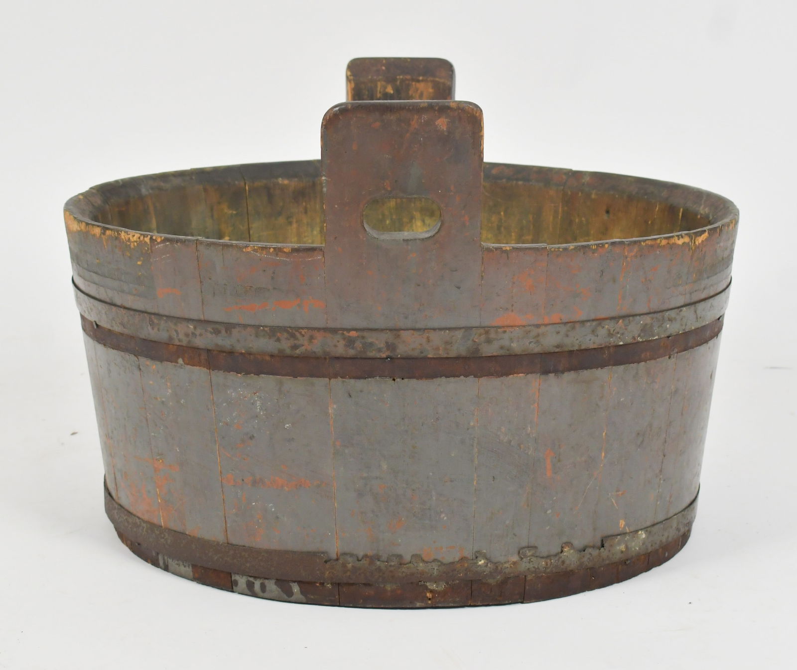 LARGE 19TH C. GRAY PAINTED TUB. - 5