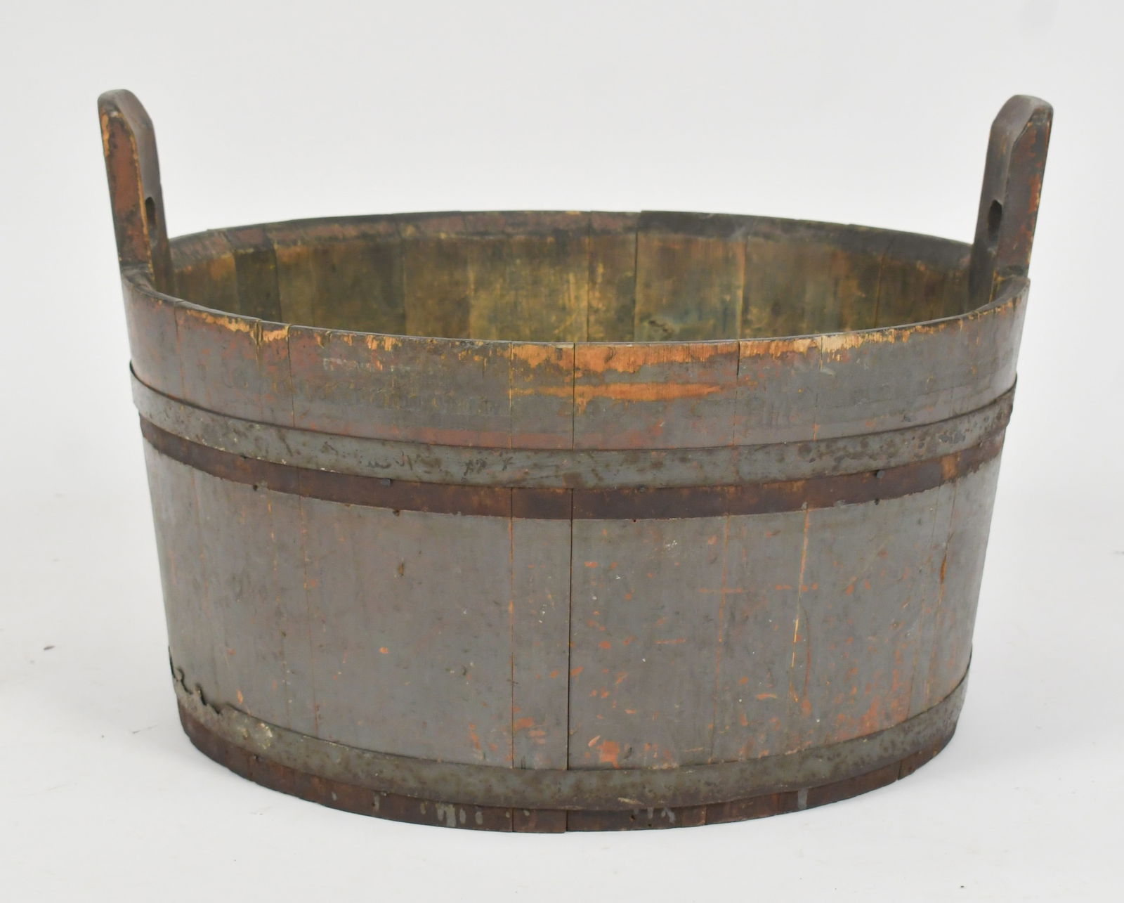 LARGE 19TH C. GRAY PAINTED TUB. - 6