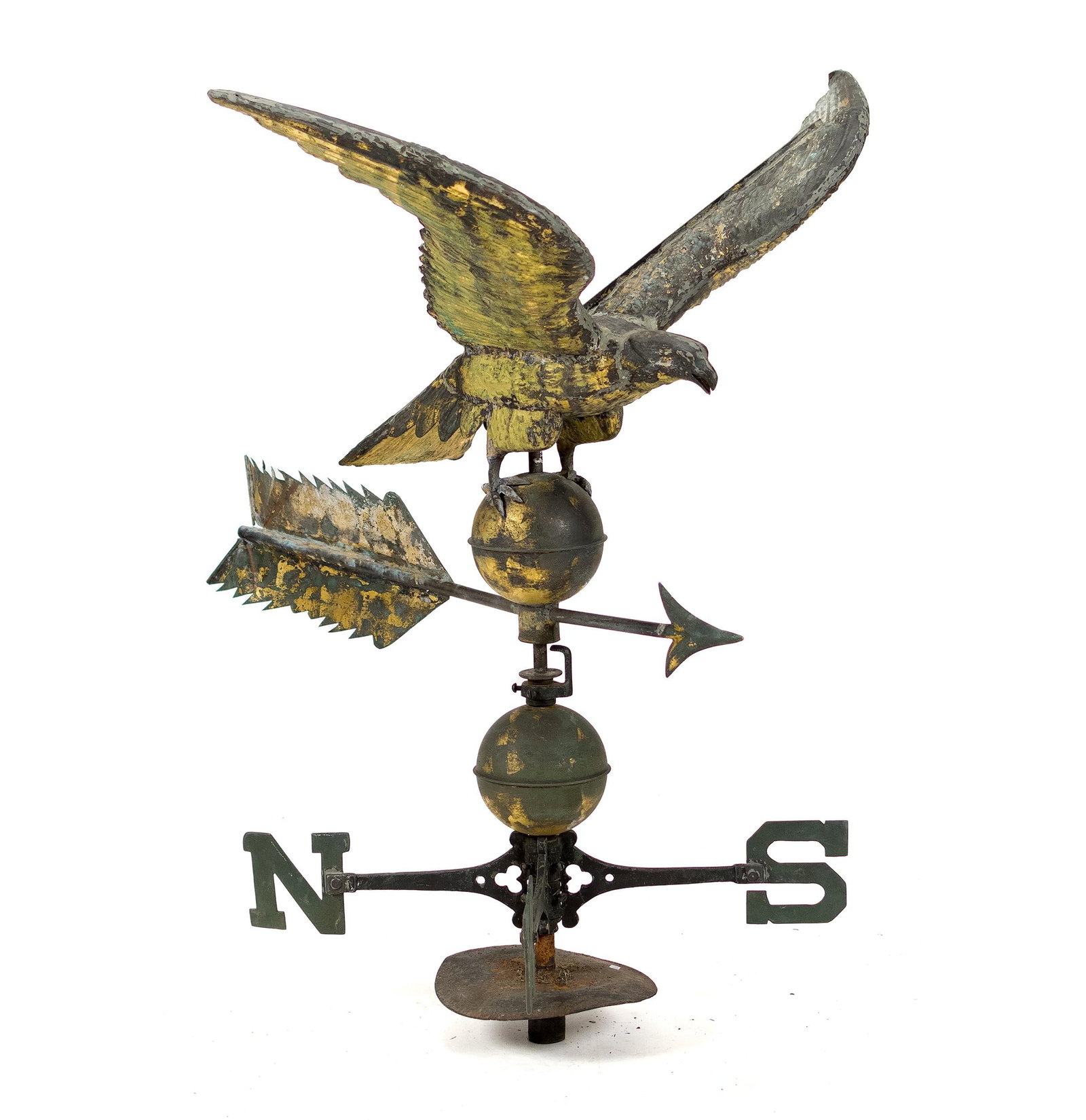19TH C. COPPER EAGLE WEATHERVANE WITH GILT SURFACE. - 2