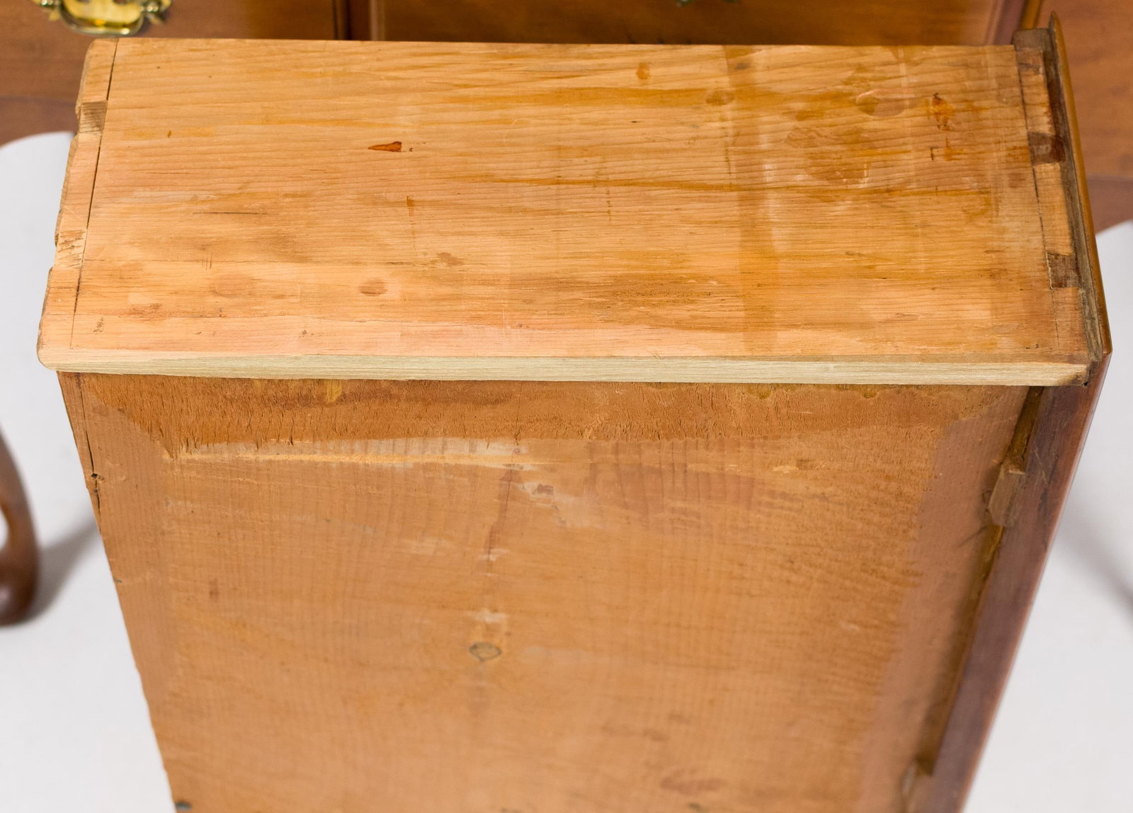 18TH C. WETHERSFIELD CT CHERRY HIGHBOY. - 10