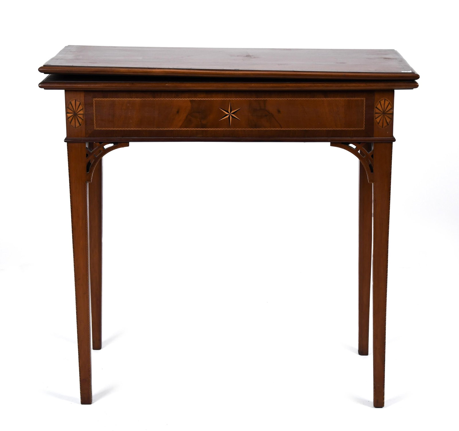 19TH C. RI FEDERAL INLAID CARD TABLE.: A choice ca. 1800 Rhode Island Federal mahogany card table, hinged lift top that opens to reveal two colored shell inlays, nautical star and a paterae inlaid apron, pierced corner brackets, on finely
