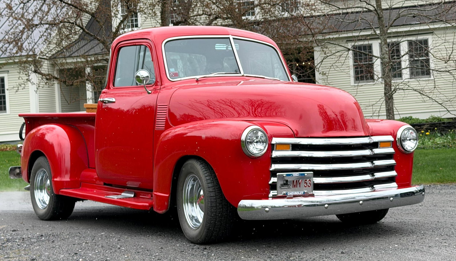 1953 CHEVY 3100 RESTO-MOD 5 WINDOW PICK UP TRUCK.: An exceptional 1953 Chevrolet 3100 '5 window' LT1 resto-mod pick up truck, Vin # H53B012662. Restored, modified and sold by Streetside Classics of Dallas, Texas. This wonderful truck features the trie