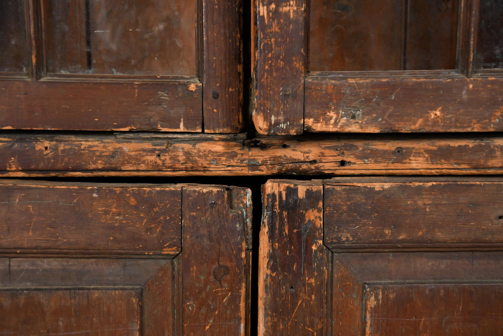 18TH C. MA ARCHITECTURAL CUPBOARD. - 2