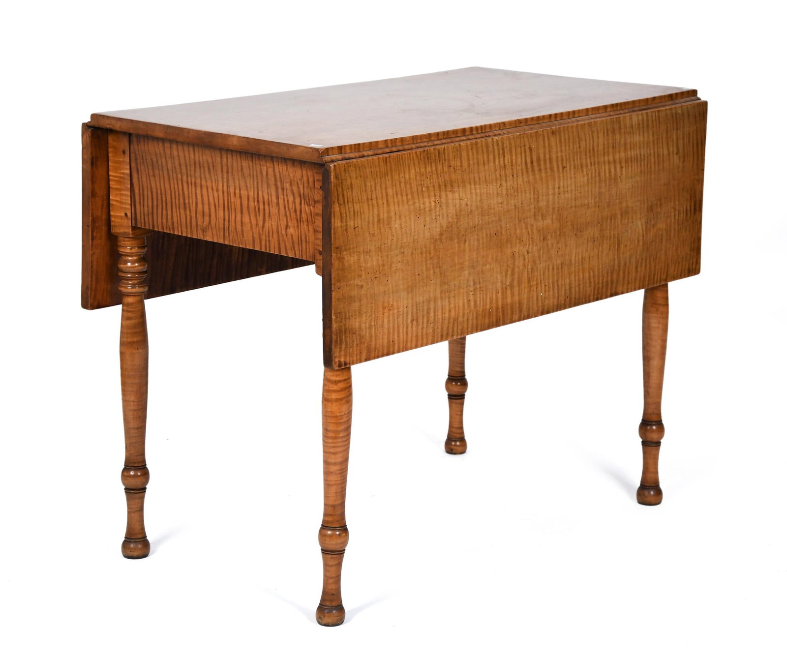 19TH C. AMERICAN TIGER MAPLE SHERATON TABLE. (1 of 1)