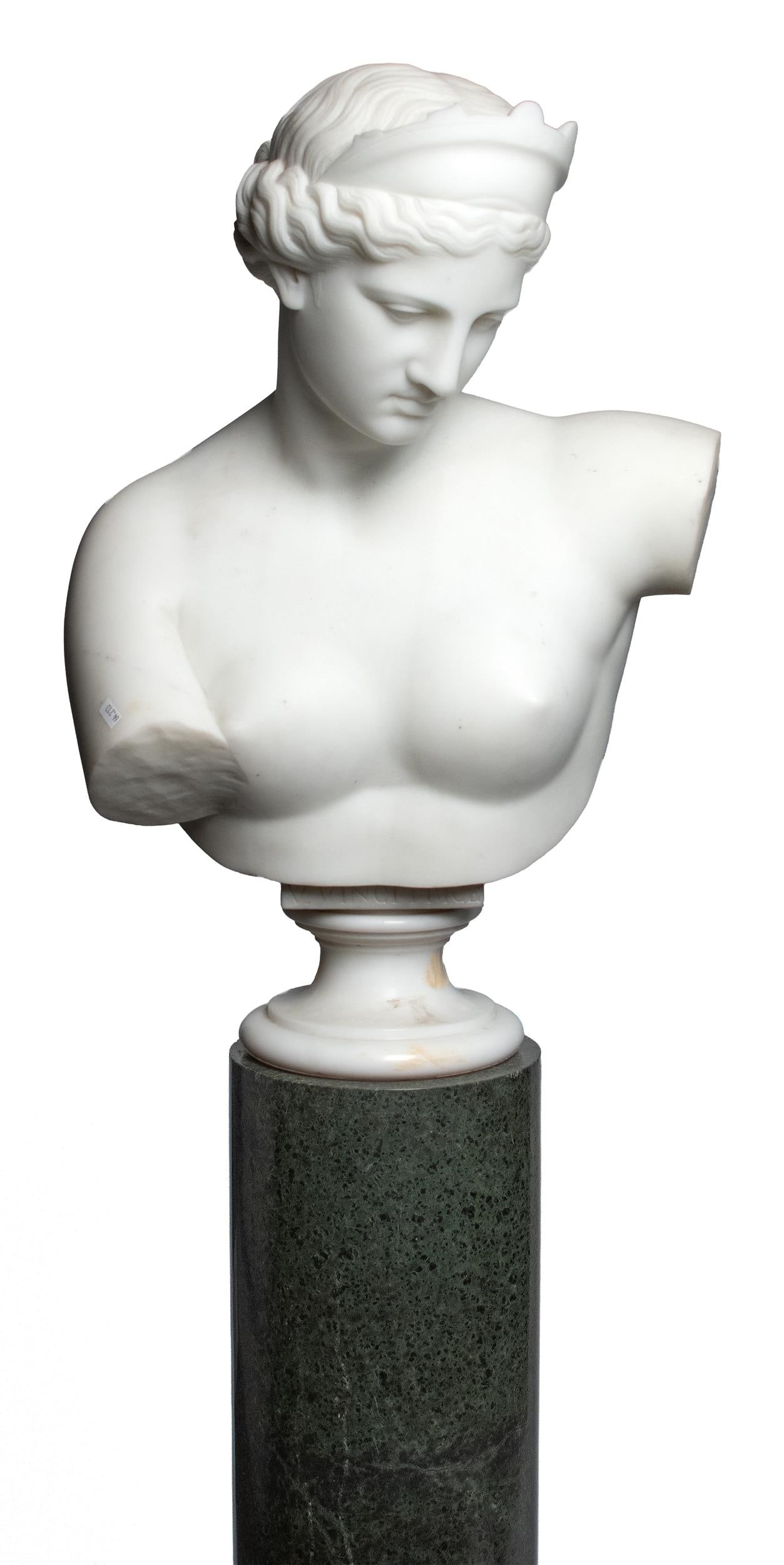 ANTIQUE V. VINCITRICE CARVED MARBLE BUST. (1 of 6)
