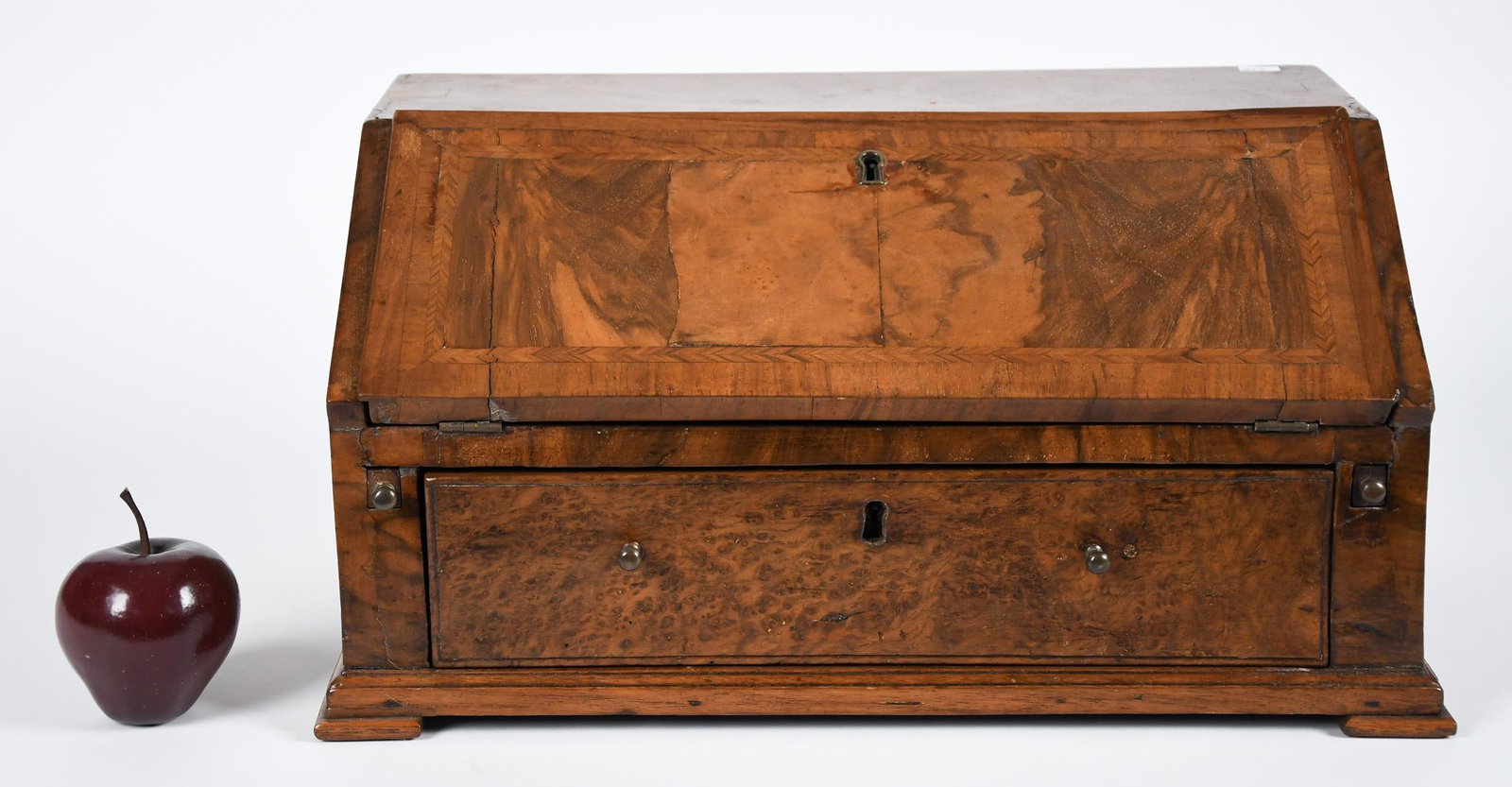 GEORGIAN TABLE TOP WRITING DESK. - 9