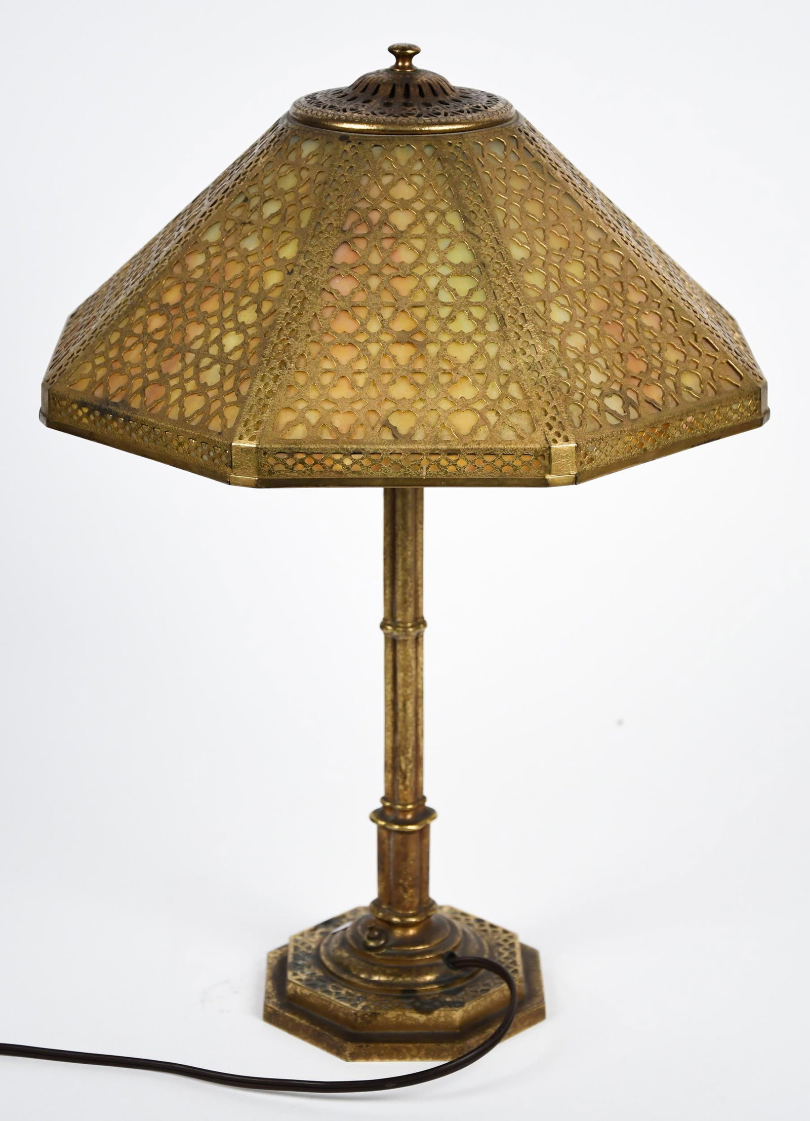ANTIQUE TIFFANY STUDIOS TABLE LAMP. - 7
