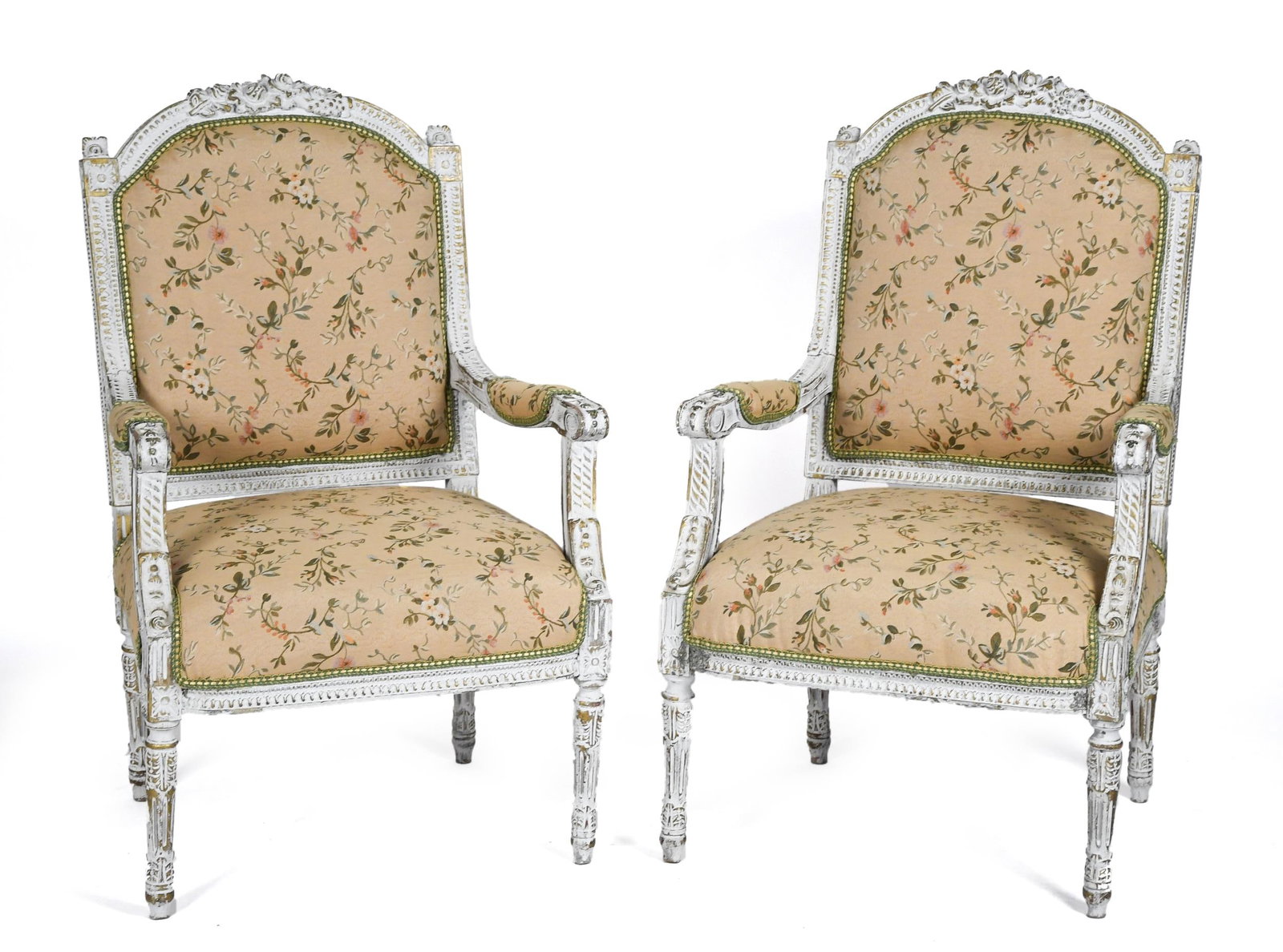 PR. FRENCH WHIET PAINTED ARMCHAIRS. (1 of 13)