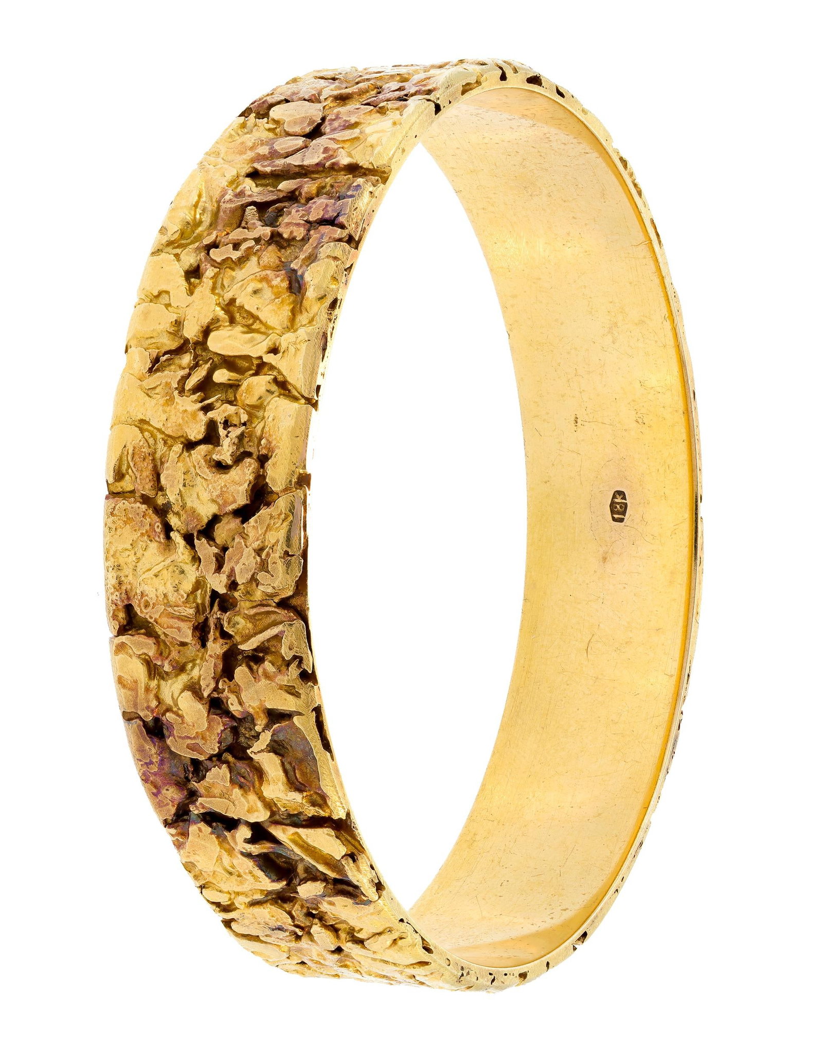 18K GOLD NUGGET STYLE BANGLE BRACELET.: An 18k yellow gold (stamped), nugget style, bangle bracelet, 15mm wide, 7 3/8 inch wrist, 62.9 grams.