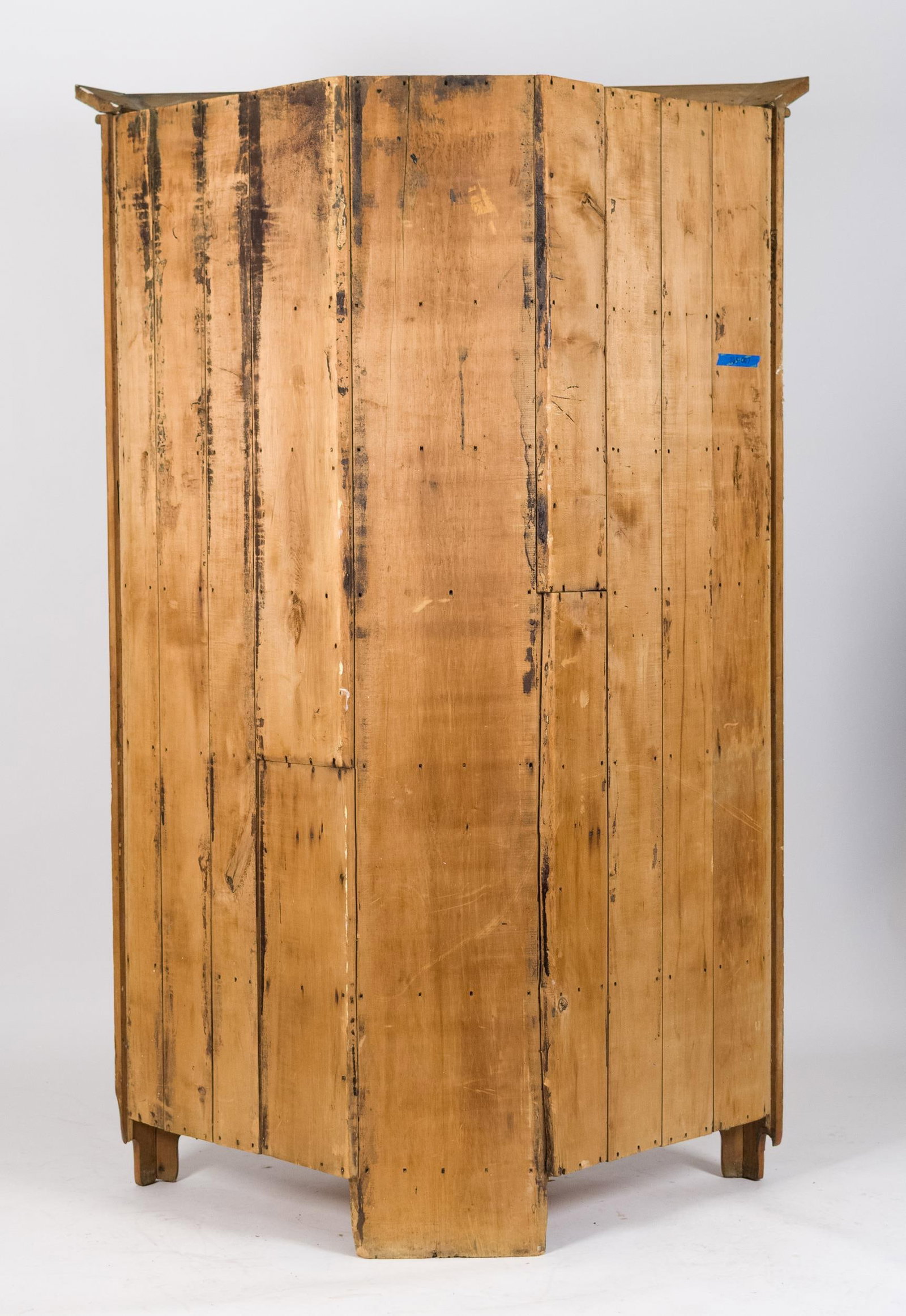 19TH C. AMERICAN CHERRY CORNER CUPBOARD. - 10