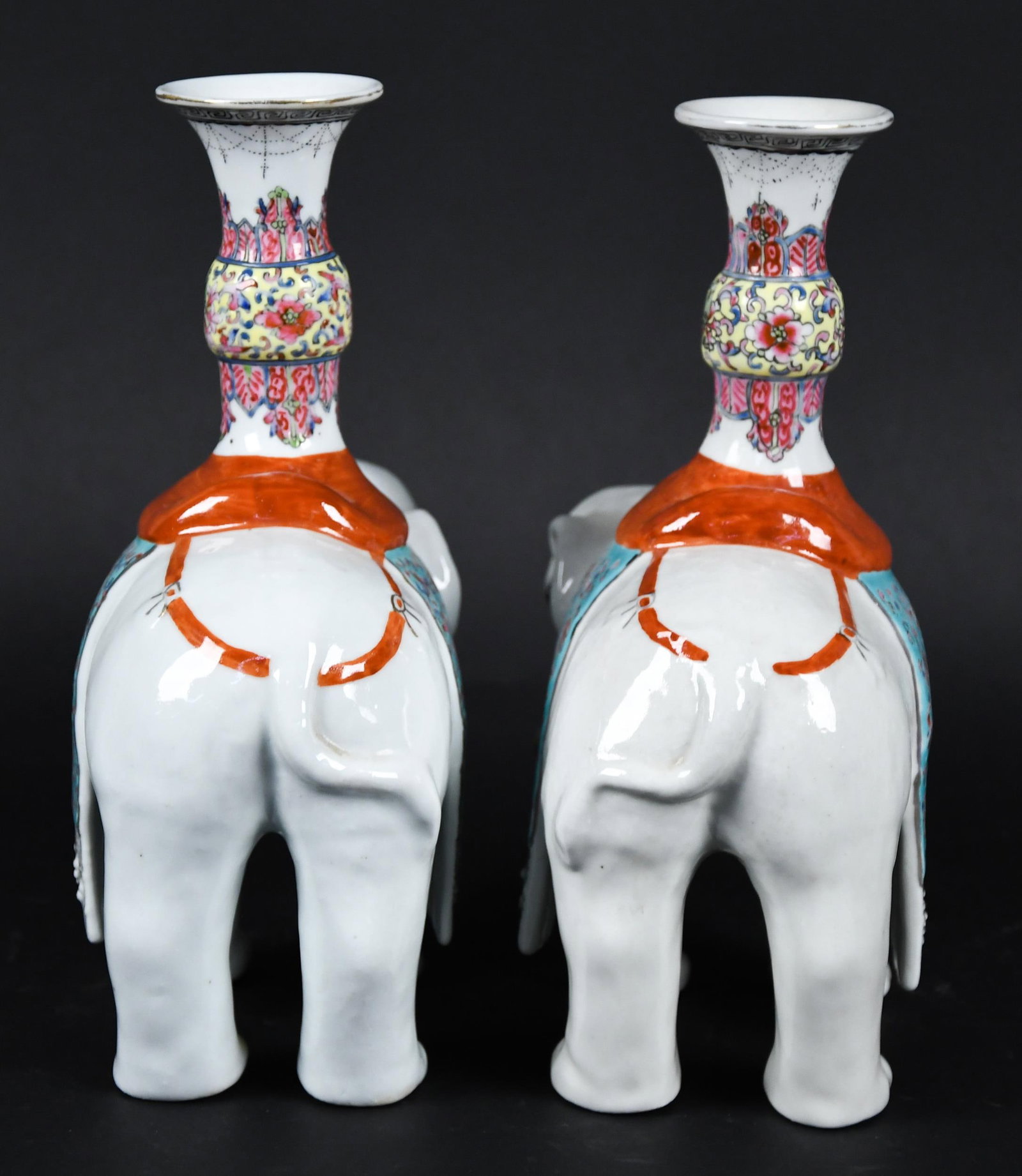 ANTIQUE CHINESE EXPORT ELEPHANT CANDLESTICKS. - 8
