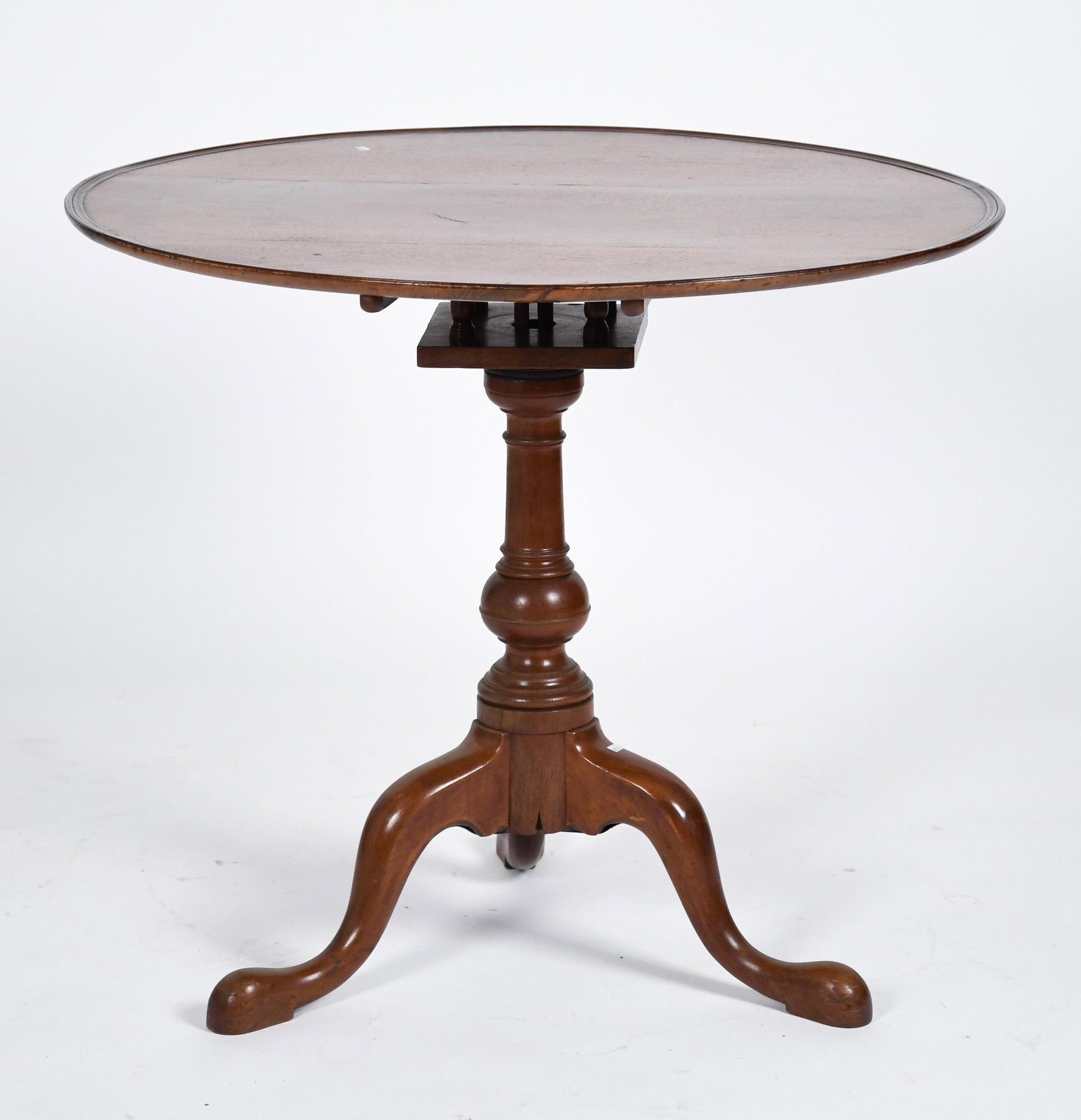 18TH C. PA WALNUT DISH TOP TEA TABLE. - 5