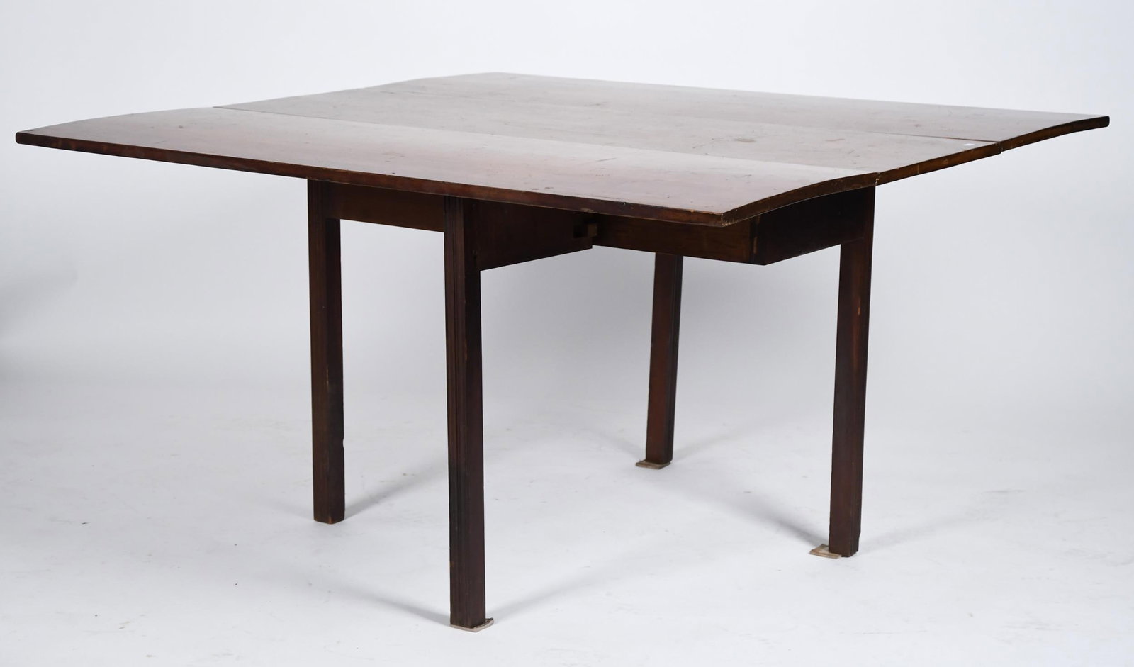 18TH C. AMERICAN CHIPPENDALE CHERRY DROP LEAF TABLE. - 2