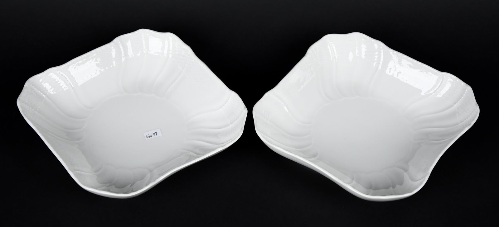 KPM BERLIN NEUOSIER PATTERN CHINA SET. - 14