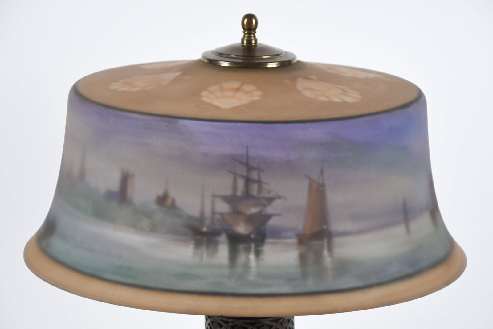 ANTIQUE TABLE LAMP, PAIRPOINT NAUTICAL SHADE. - 2