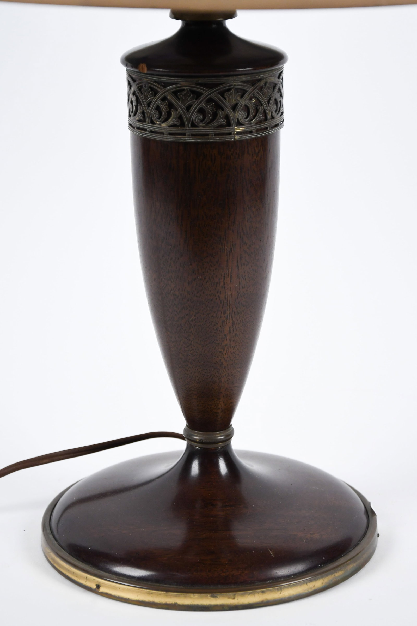 ANTIQUE TABLE LAMP, PAIRPOINT NAUTICAL SHADE. - 3