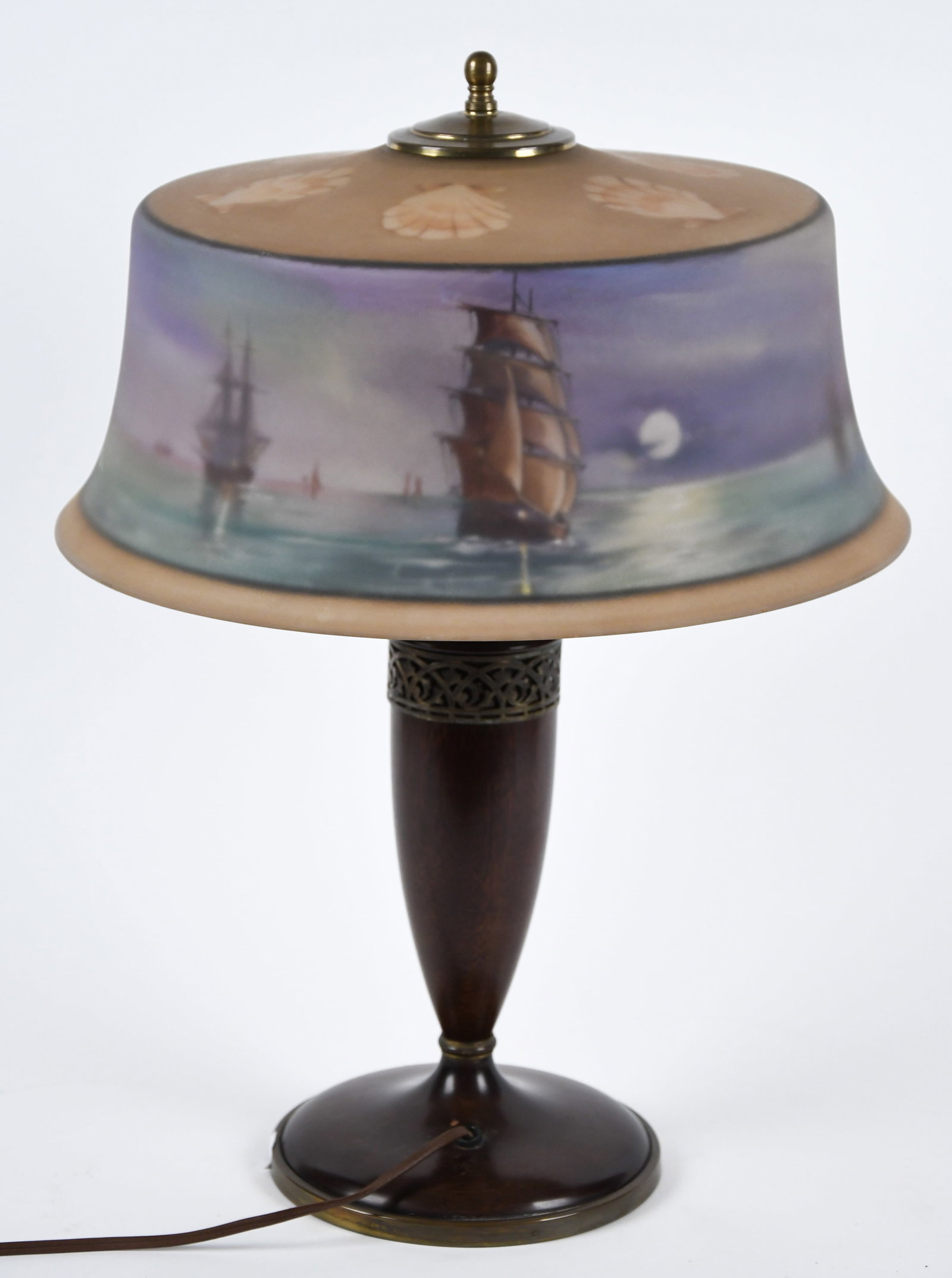 ANTIQUE TABLE LAMP, PAIRPOINT NAUTICAL SHADE. - 7