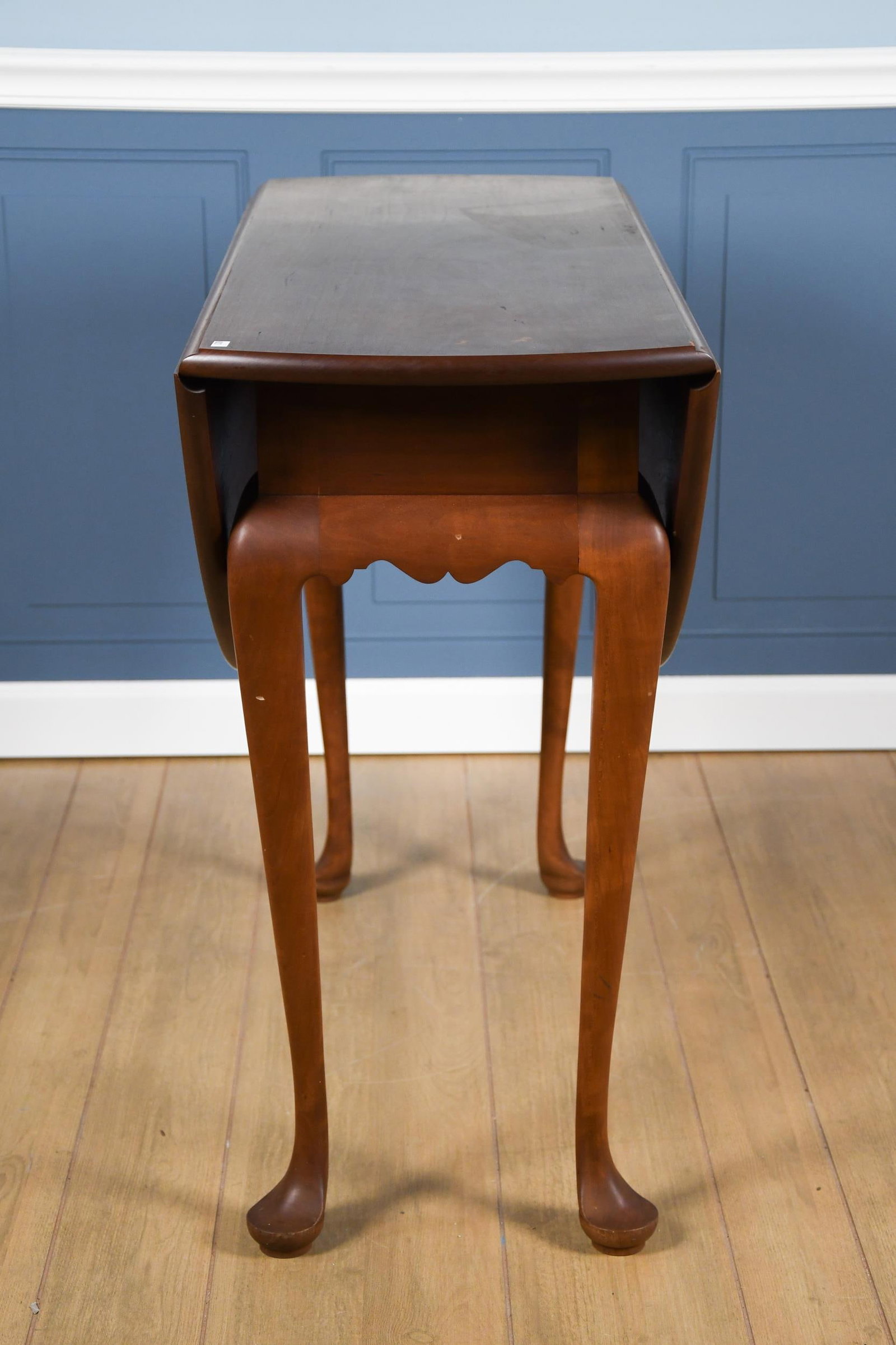 ROBERT BORTREE, STOWE VT, CHERRY DROP LEAF TABLE. - 4