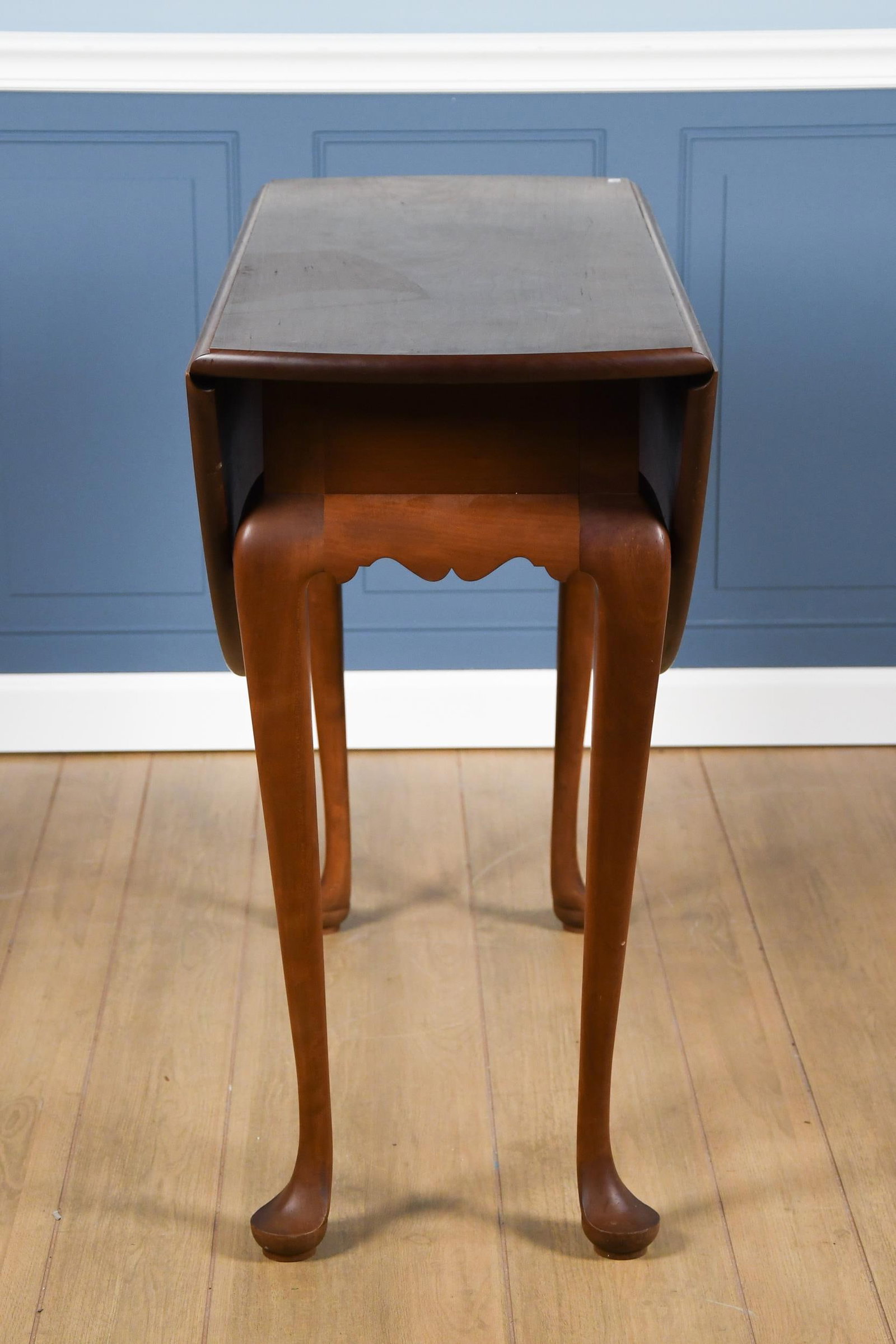 ROBERT BORTREE, STOWE VT, CHERRY DROP LEAF TABLE. - 5