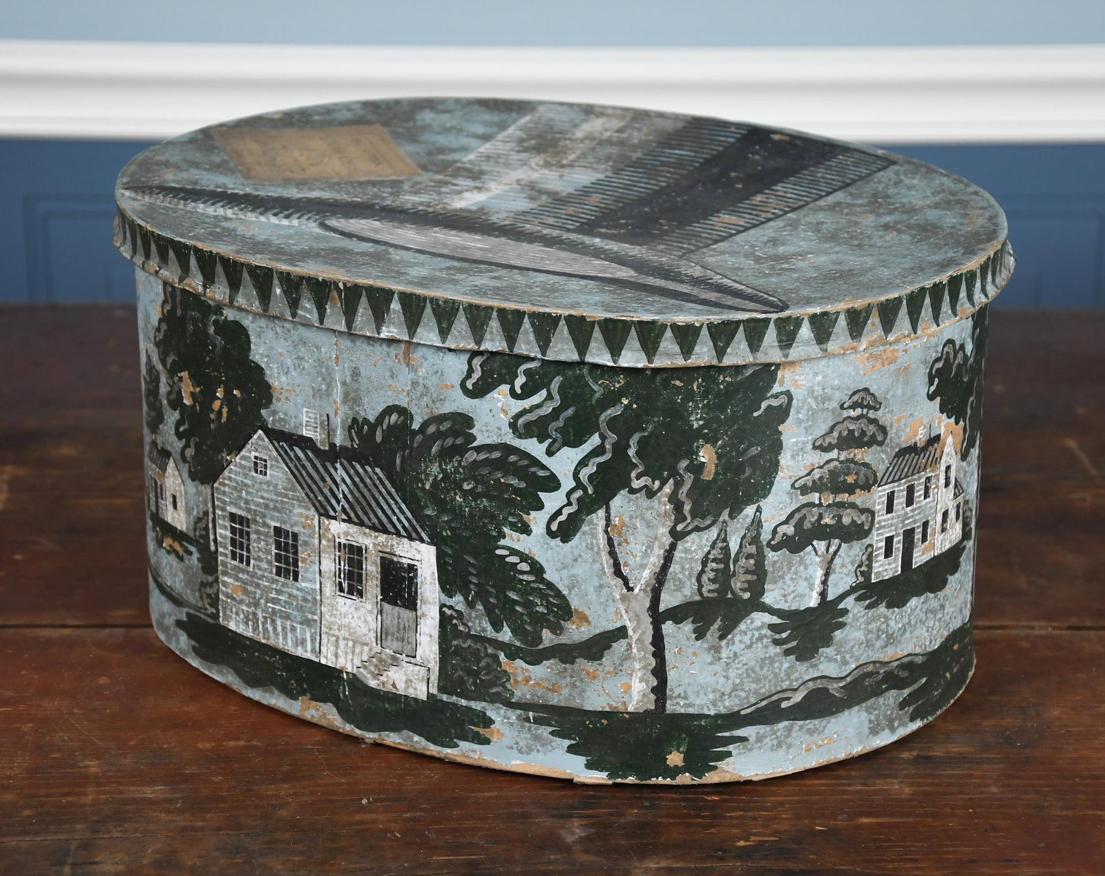 20TH C. STEVE SHELTON WALLPAPER HAT BOX. (1 of 11)