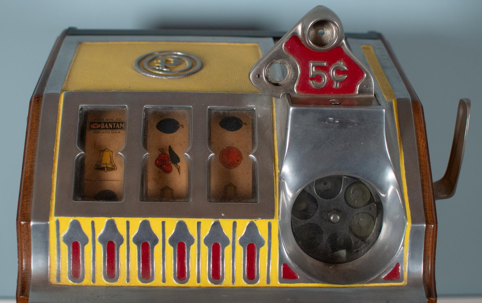 PACE BANTAM 5-CENT SLOT MACHINE. - 2