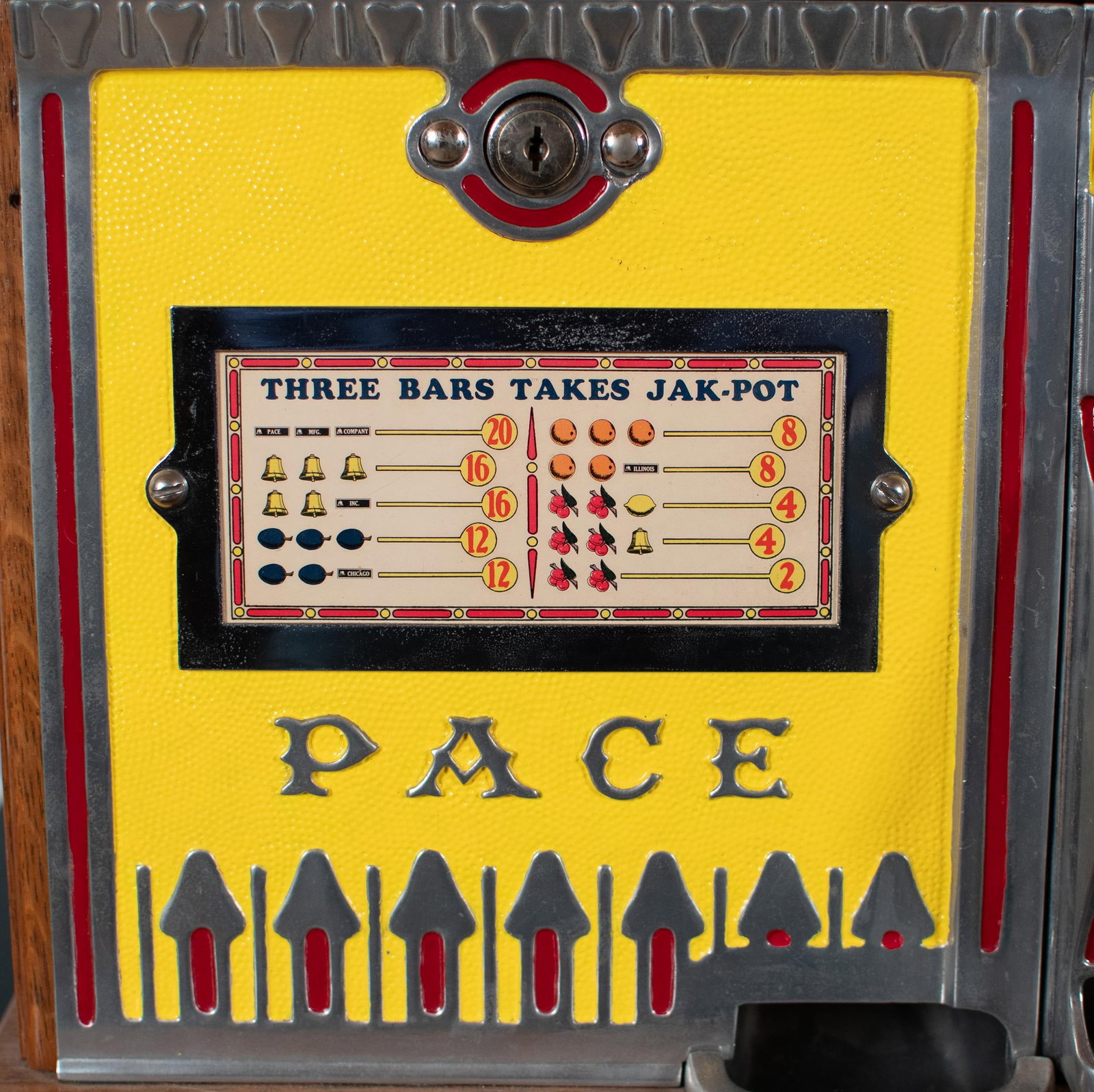PACE BANTAM 5-CENT SLOT MACHINE. - 3