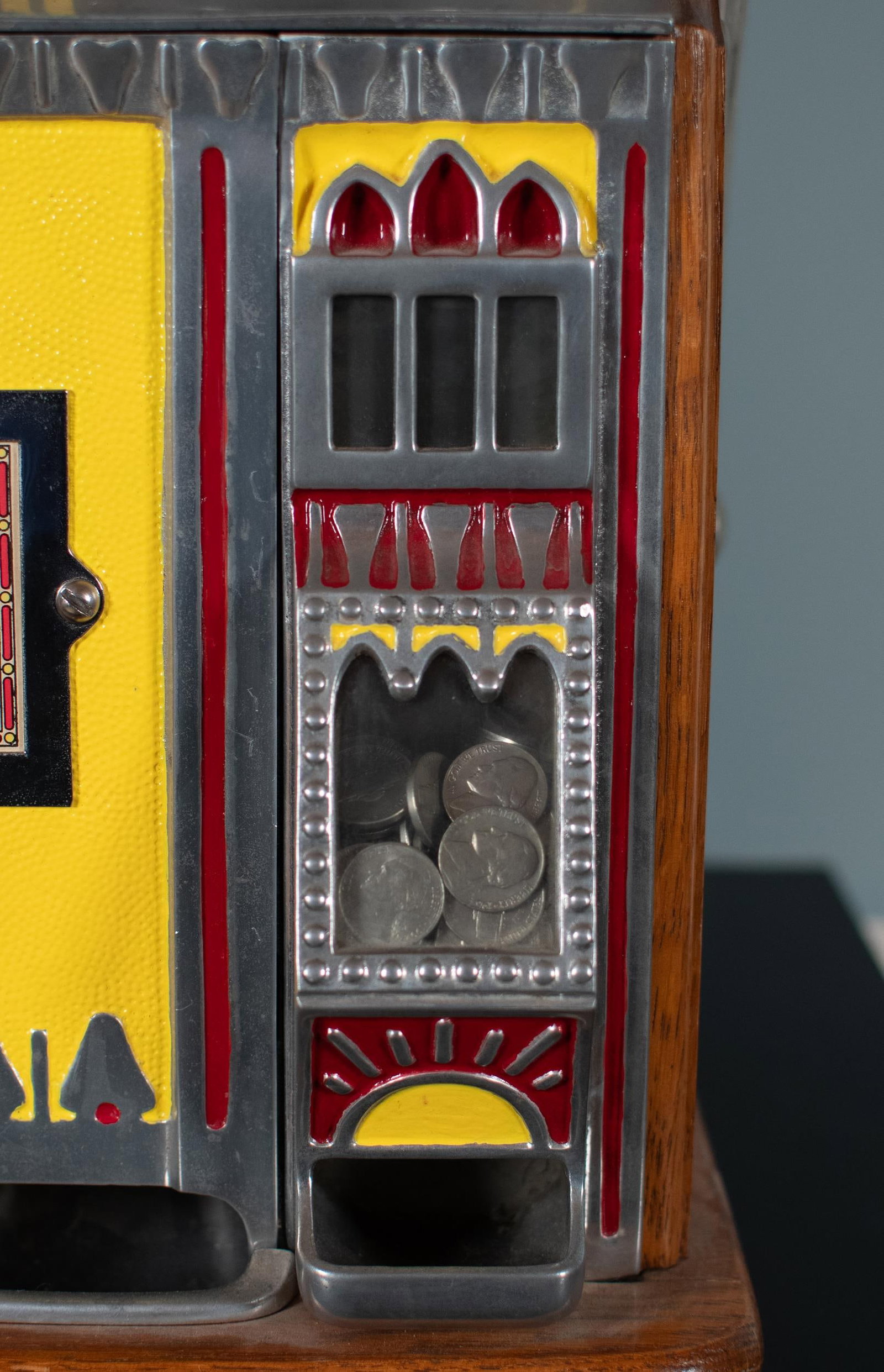 PACE BANTAM 5-CENT SLOT MACHINE. - 4