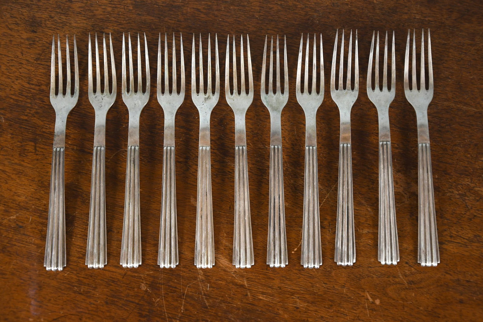 CONTINENTAL SILVER FLATWARE SET. - 4