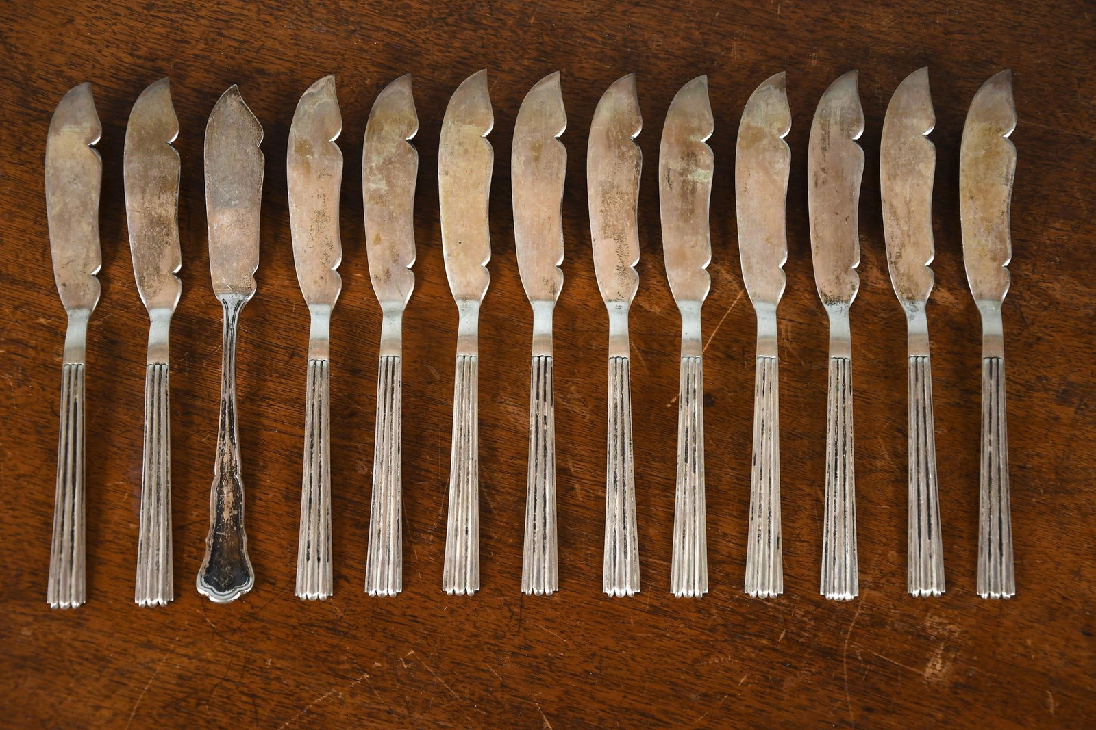 CONTINENTAL SILVER FLATWARE SET. - 6