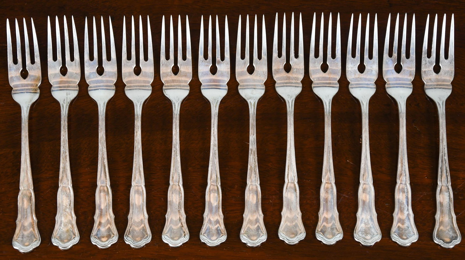 LARGE SET 800 SILVER FLATWARE, 214 OZ T. - 7