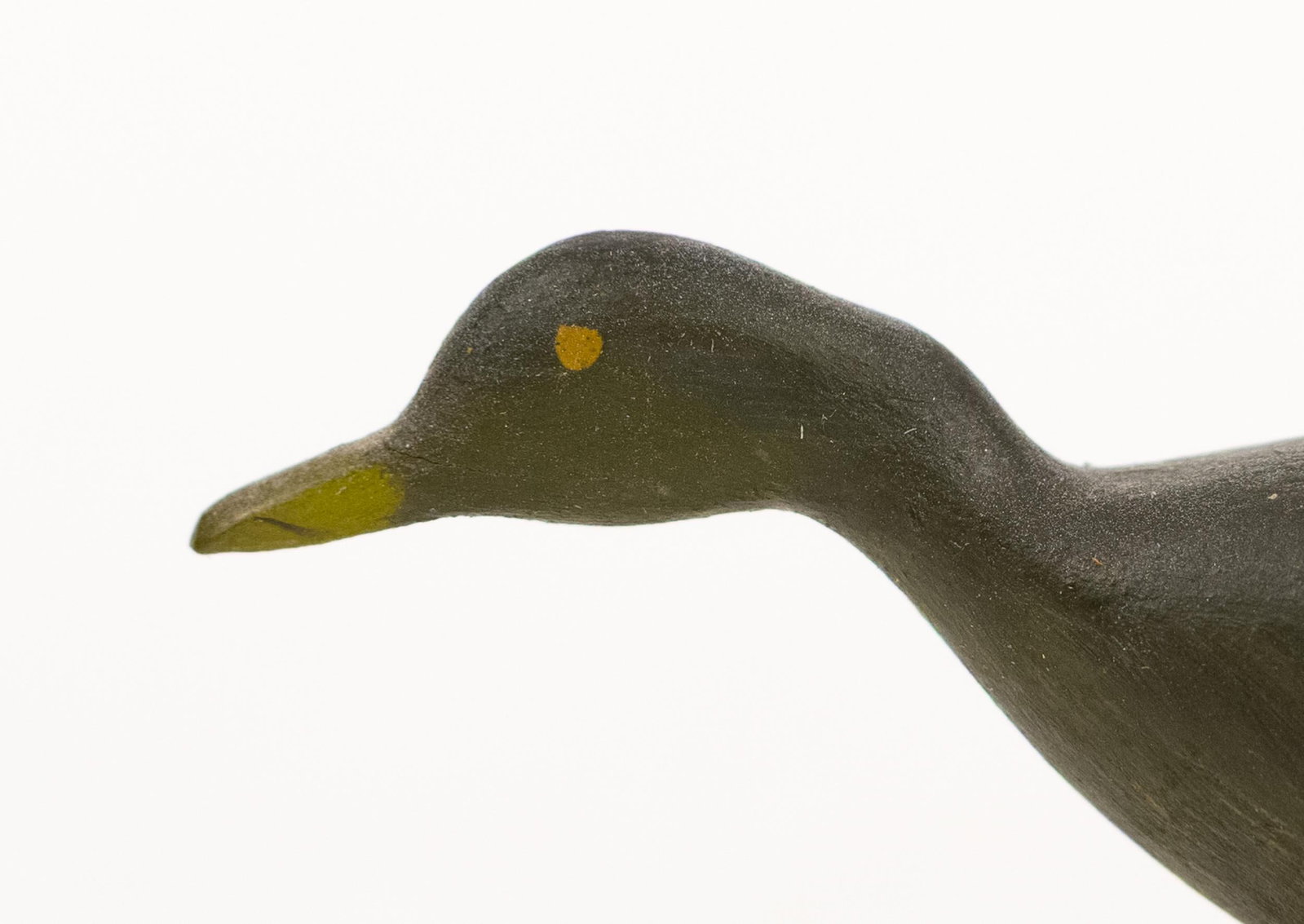 A. E. CROWELL MINI DUCK CARVING. - 3