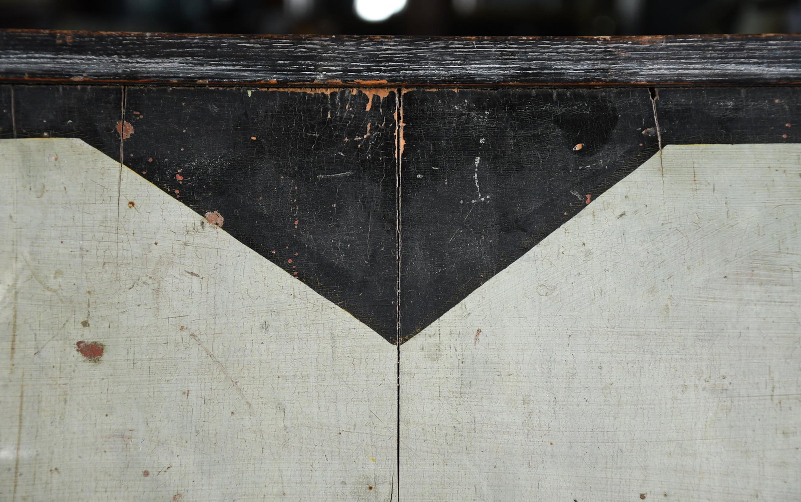 ANTIQUE POLYCHROME PAINTED CHECKERBOARD. - 4