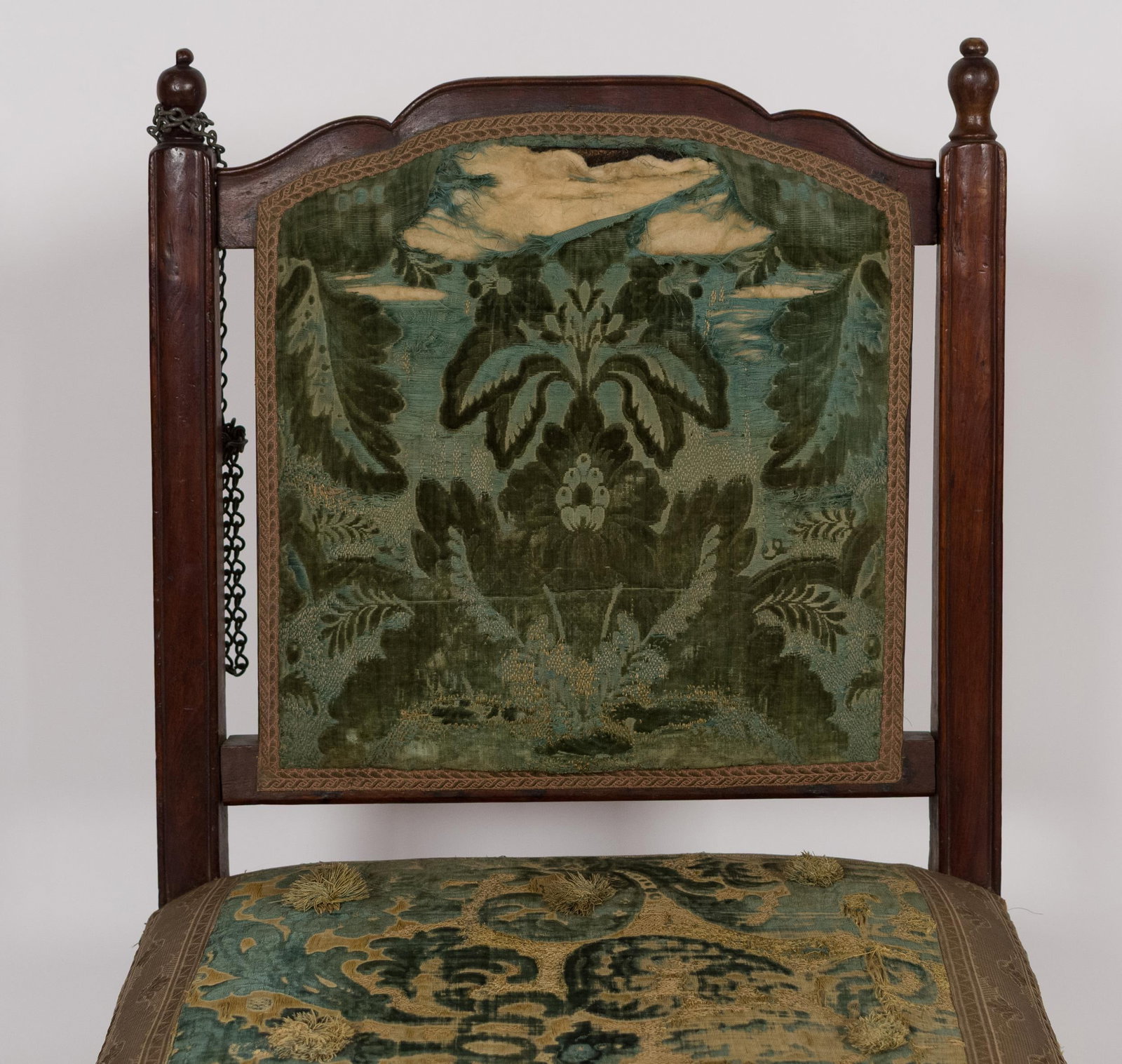 EARLY 18TH C. WILLIAM & MARY WALNUT DAY BED. - 10