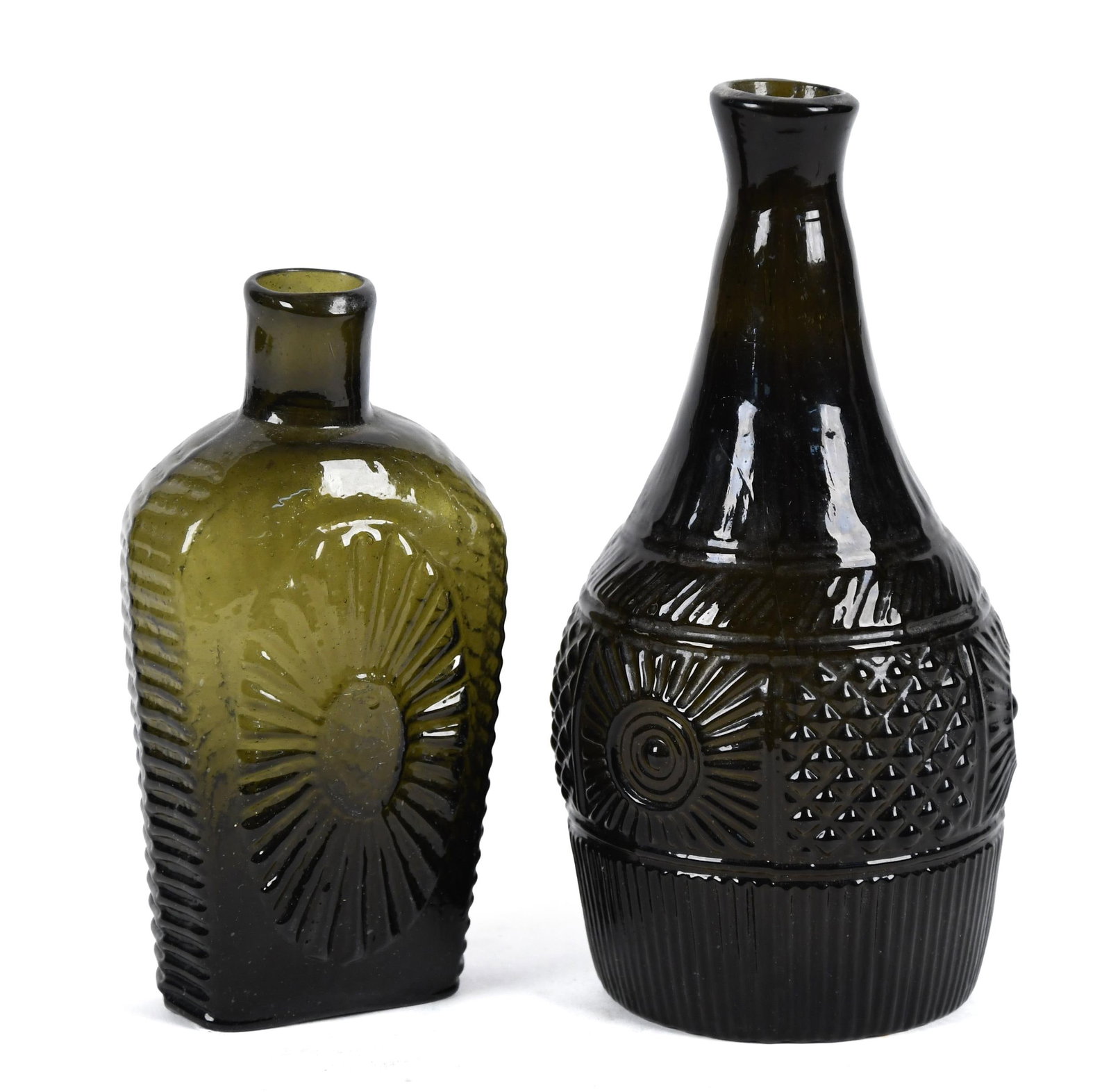 19TH C. GLASS SUNBURST FLASK AND BOTTLE, 2PCS. (1 of 6)