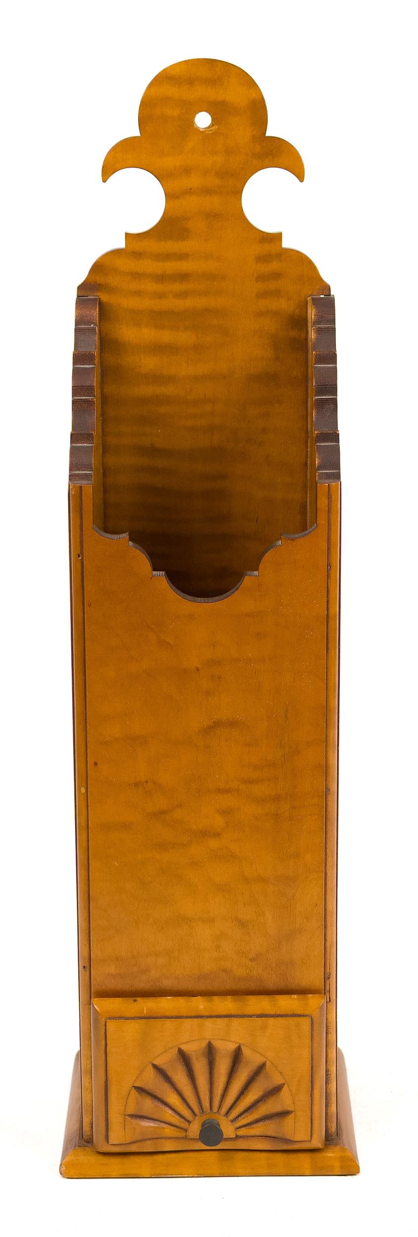 ELDRED WHEELER LABELED TIGER MAPLE PIPE BOX. - 2