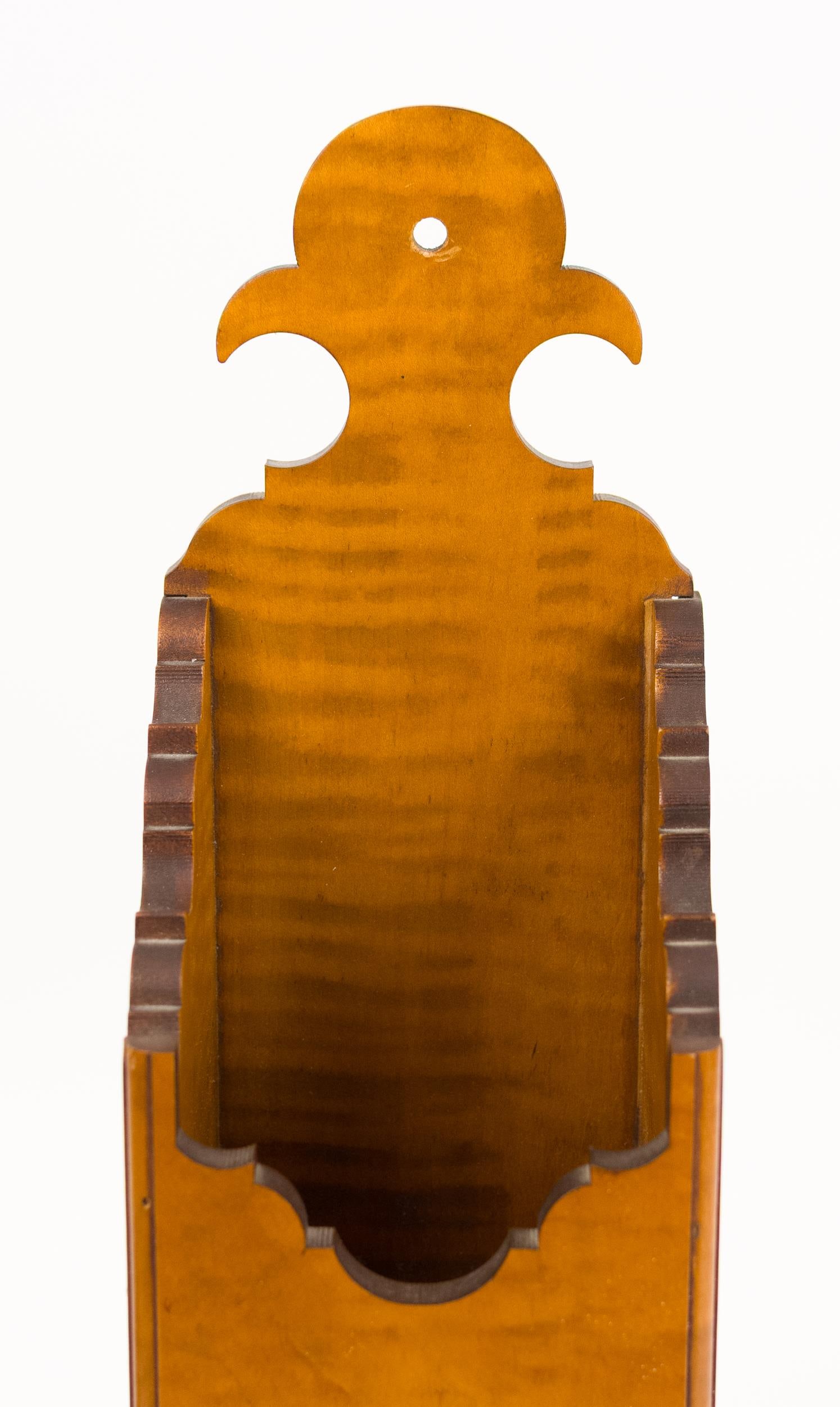 ELDRED WHEELER LABELED TIGER MAPLE PIPE BOX. - 3