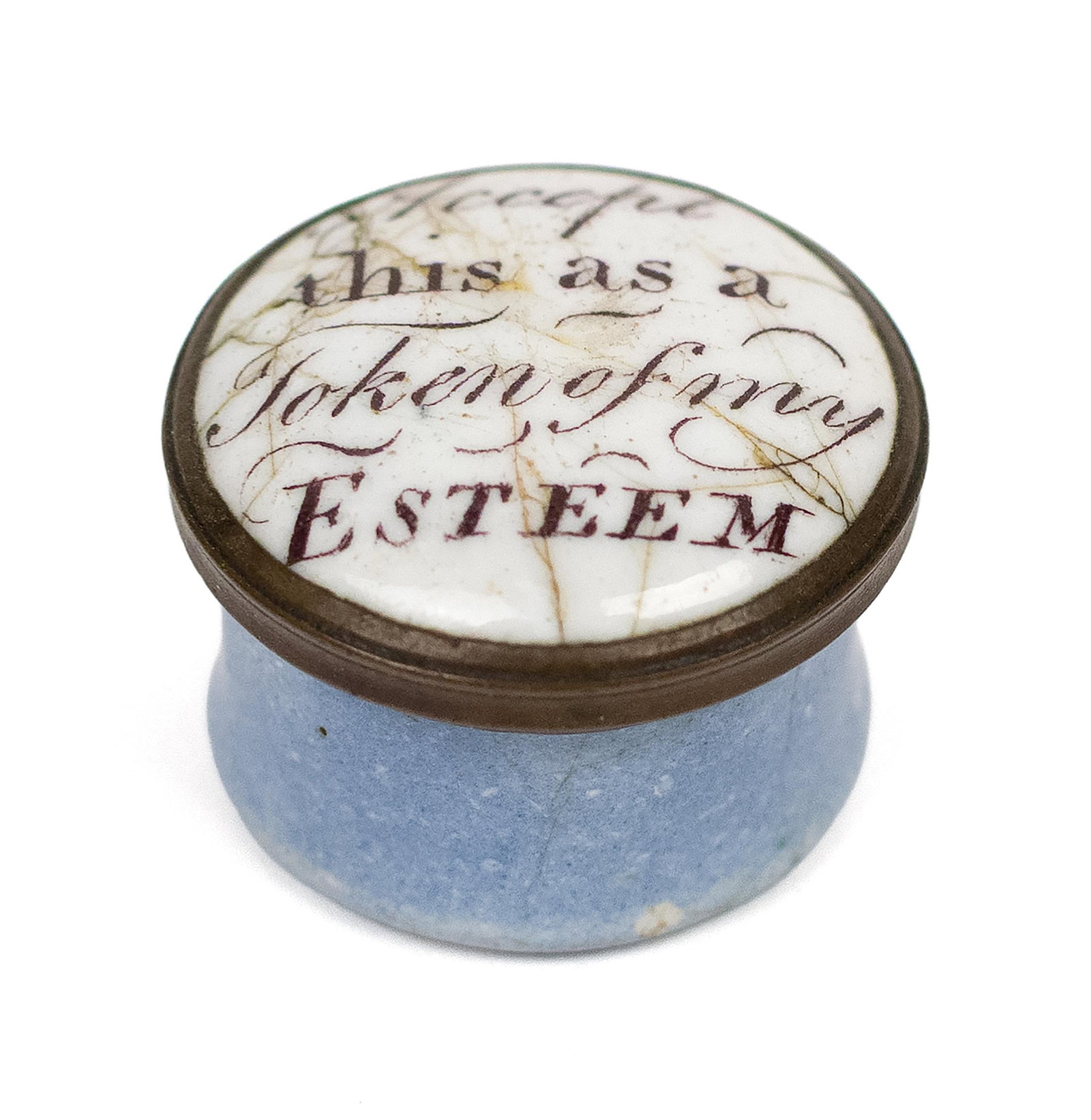18TH C. BATTERSEA ENAMELED PATCH BOX.: An 18th C. battersea enameled patch box, lid inscribed ‘Accept This As A Token of My Esteem’. Small size, .75” dia. Provenance: from the lifelong, curated collection of Kathy