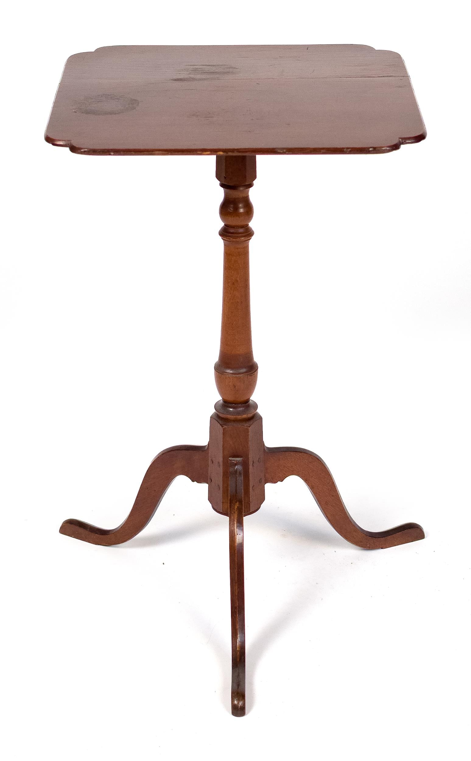 FEDERAL NEW HAMPSHIRE DUNLAP CANDLE STAND. (1 of 9)